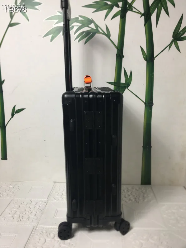Чемоданы Rimowa 15073877