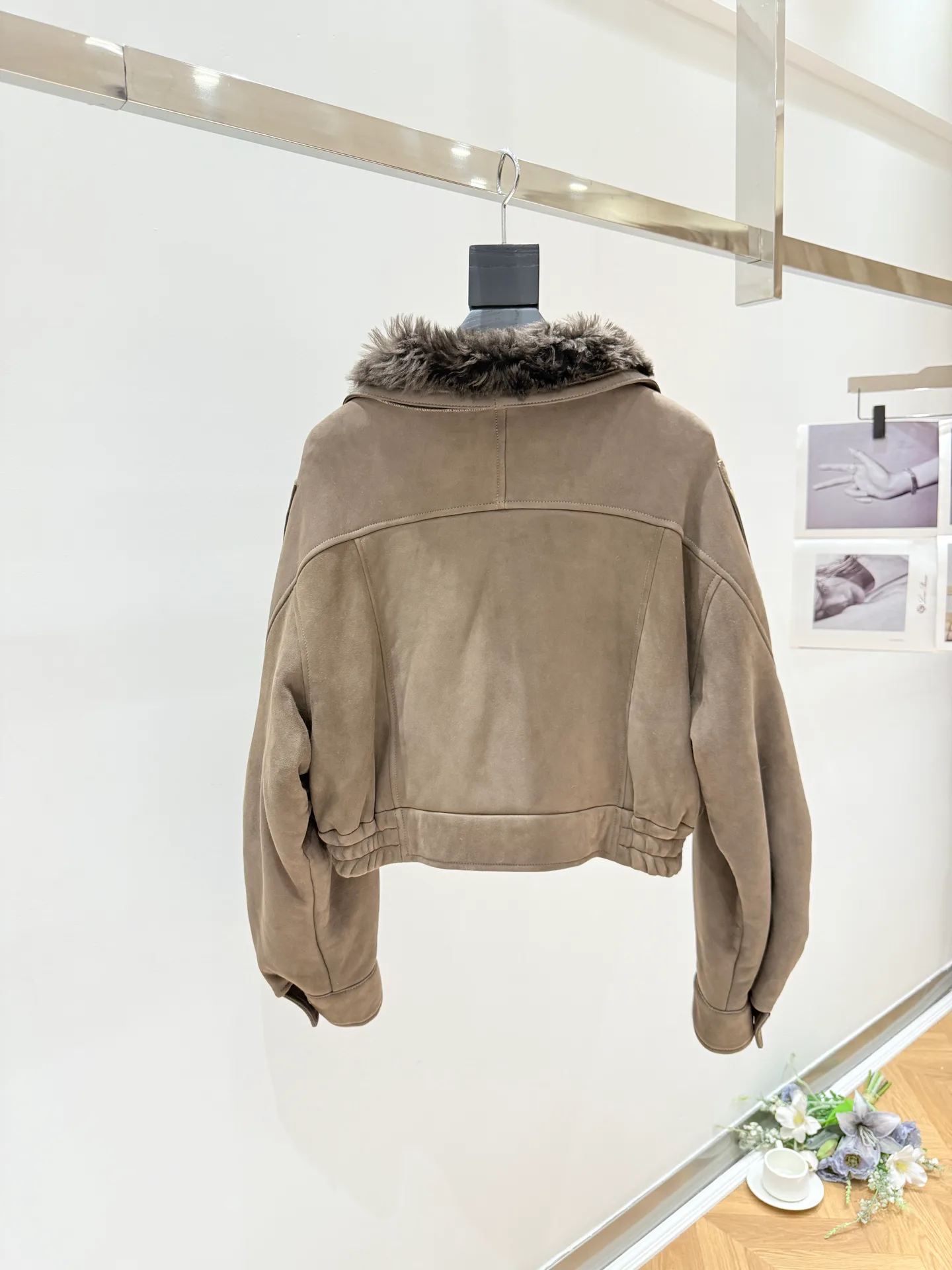 Кожаные Куртки И Дублёнки Женские Saint Laurent 18446619