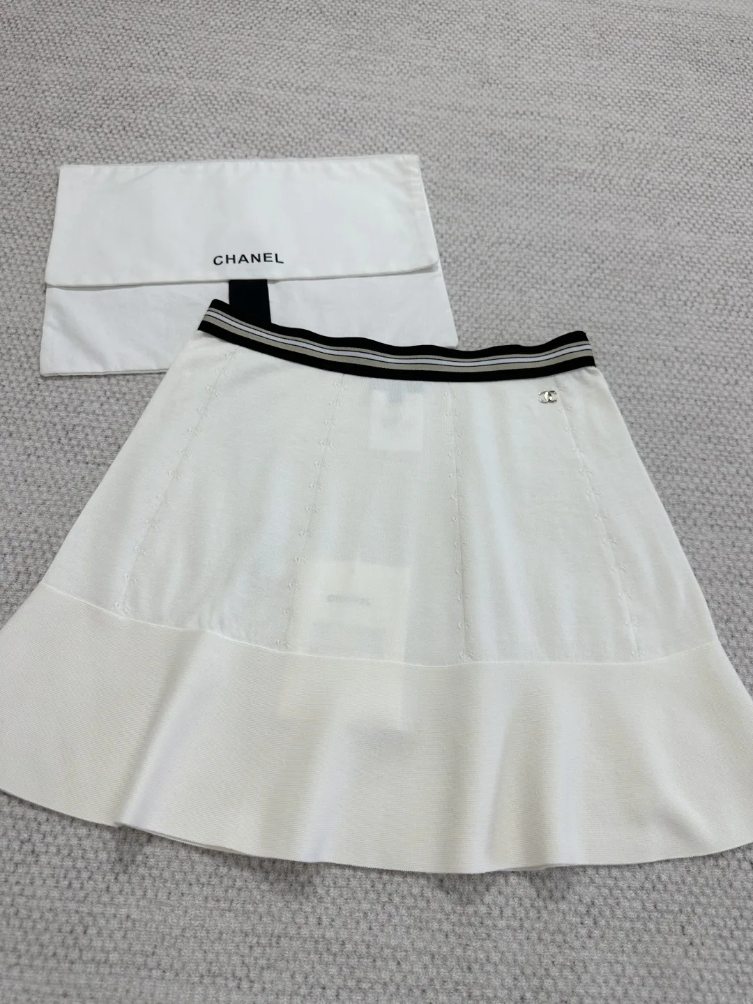 Юбки Женские Chanel 12876629