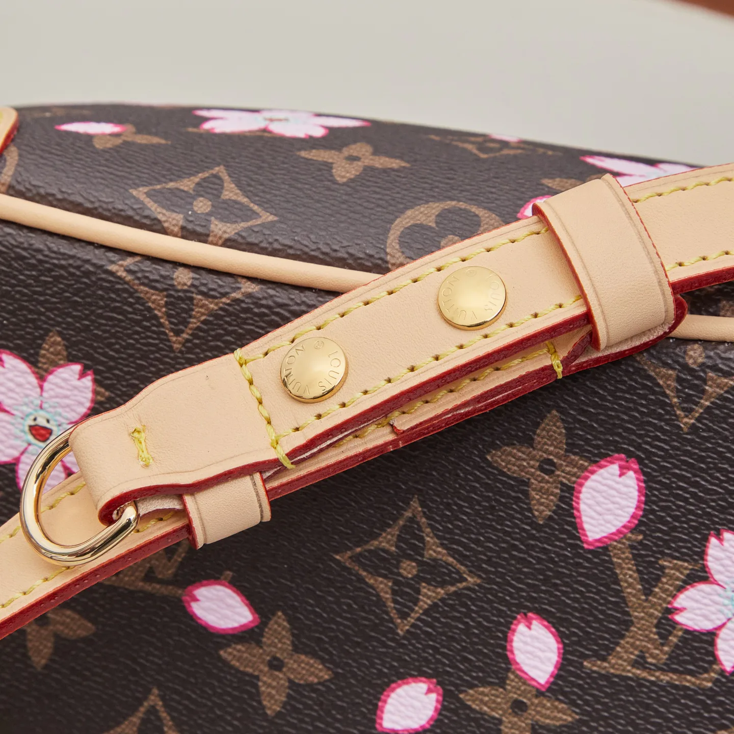 Сумки На Ремне Женские Louis Vuitton 32828