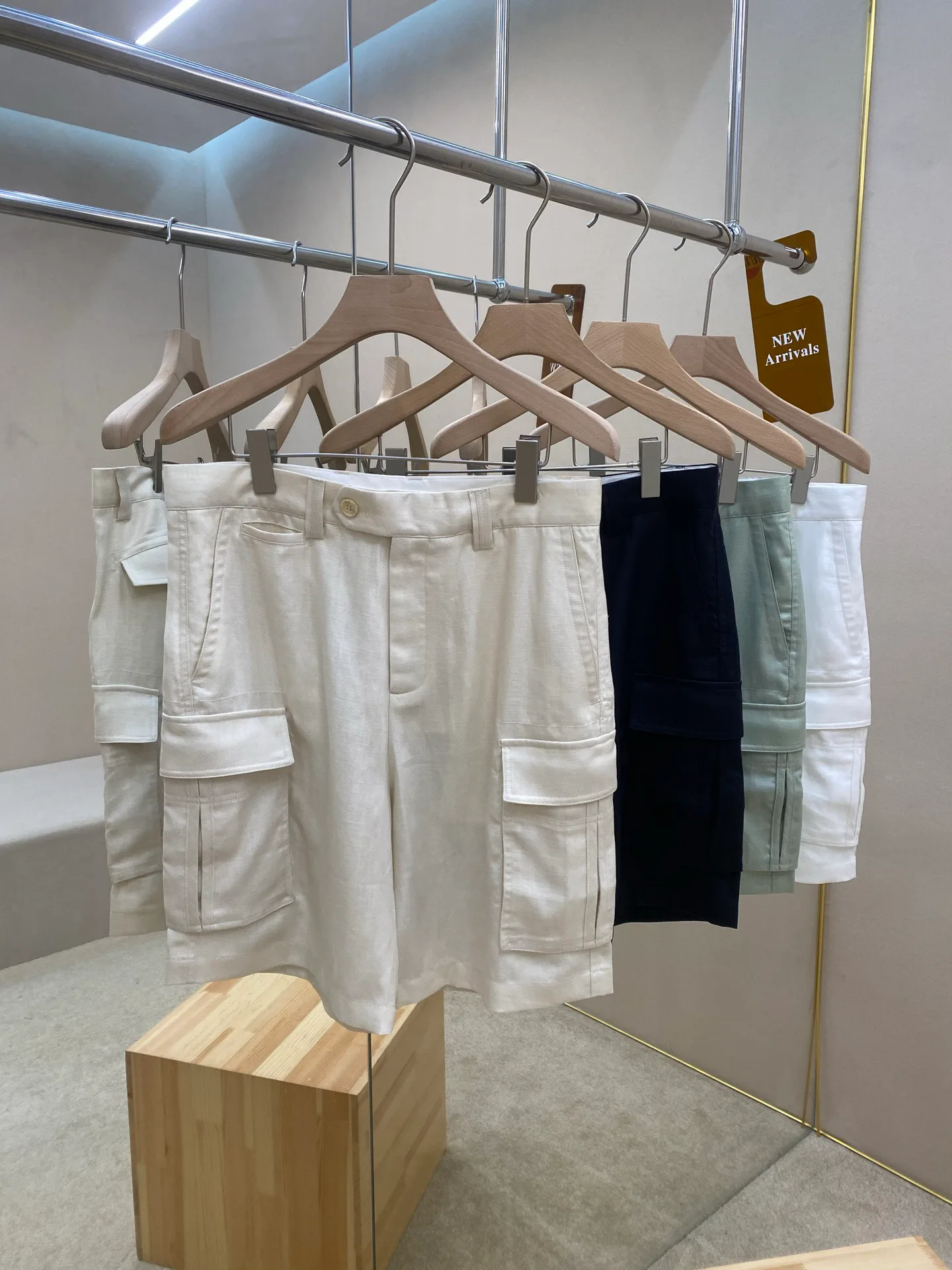 Шорты Женские Brunello Cucinelli 13411692