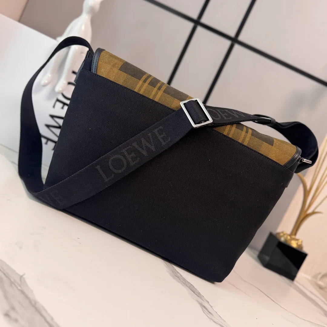 Сумки На Ремне Женские Loewe 11699859