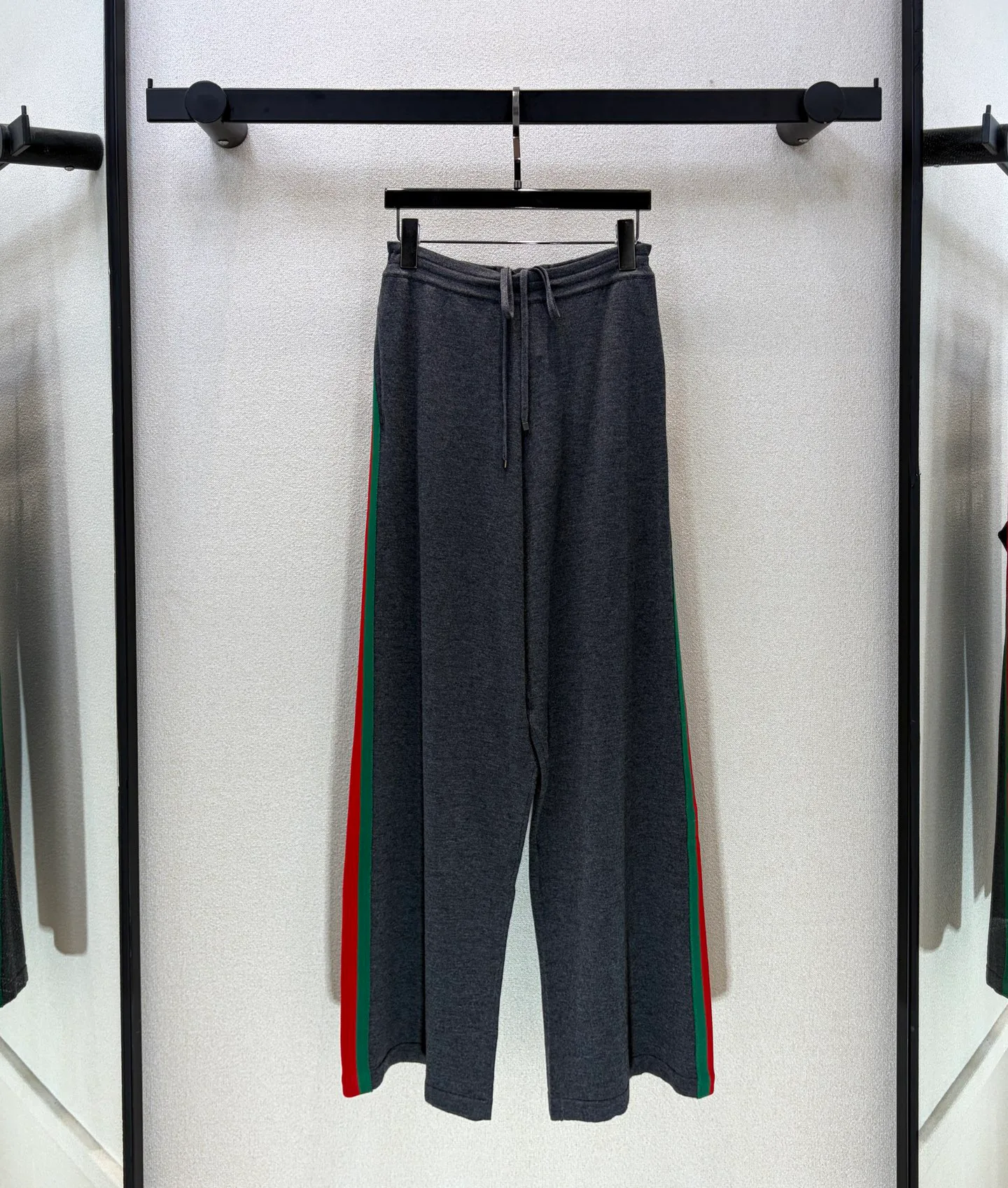 Брюки Женские Gucci 19222823