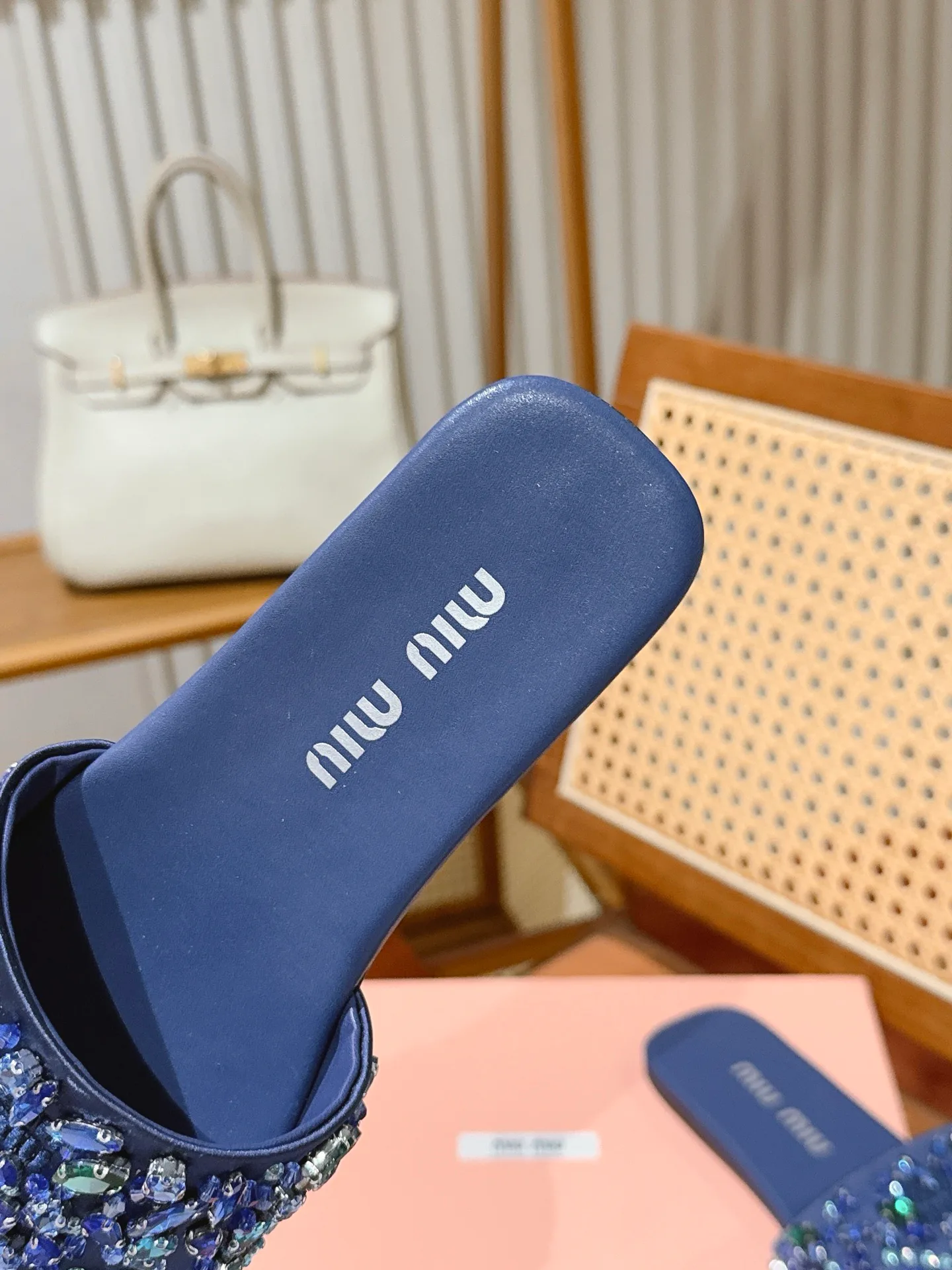 Шлепанцы Женские Miu Miu 17498797