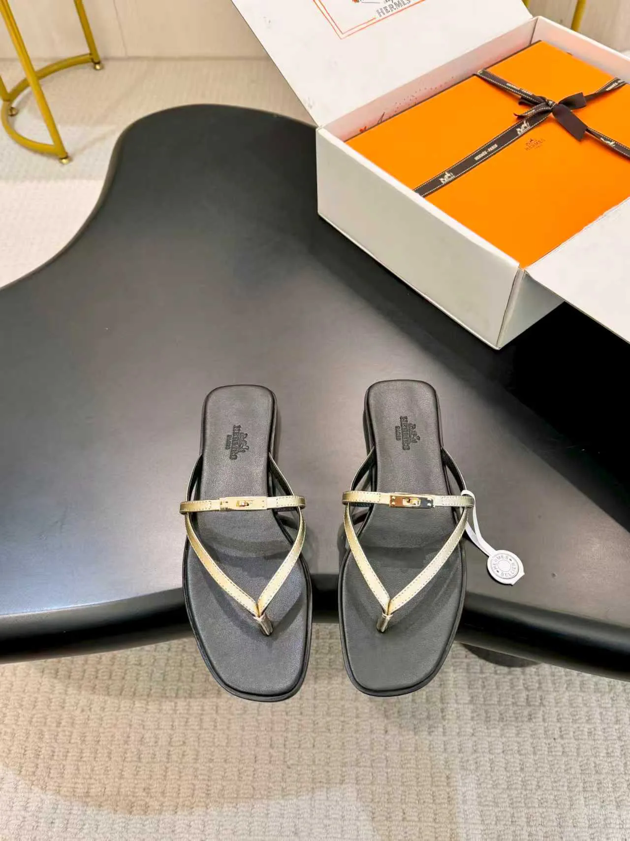 Шлепанцы Женские Hermes 10250451