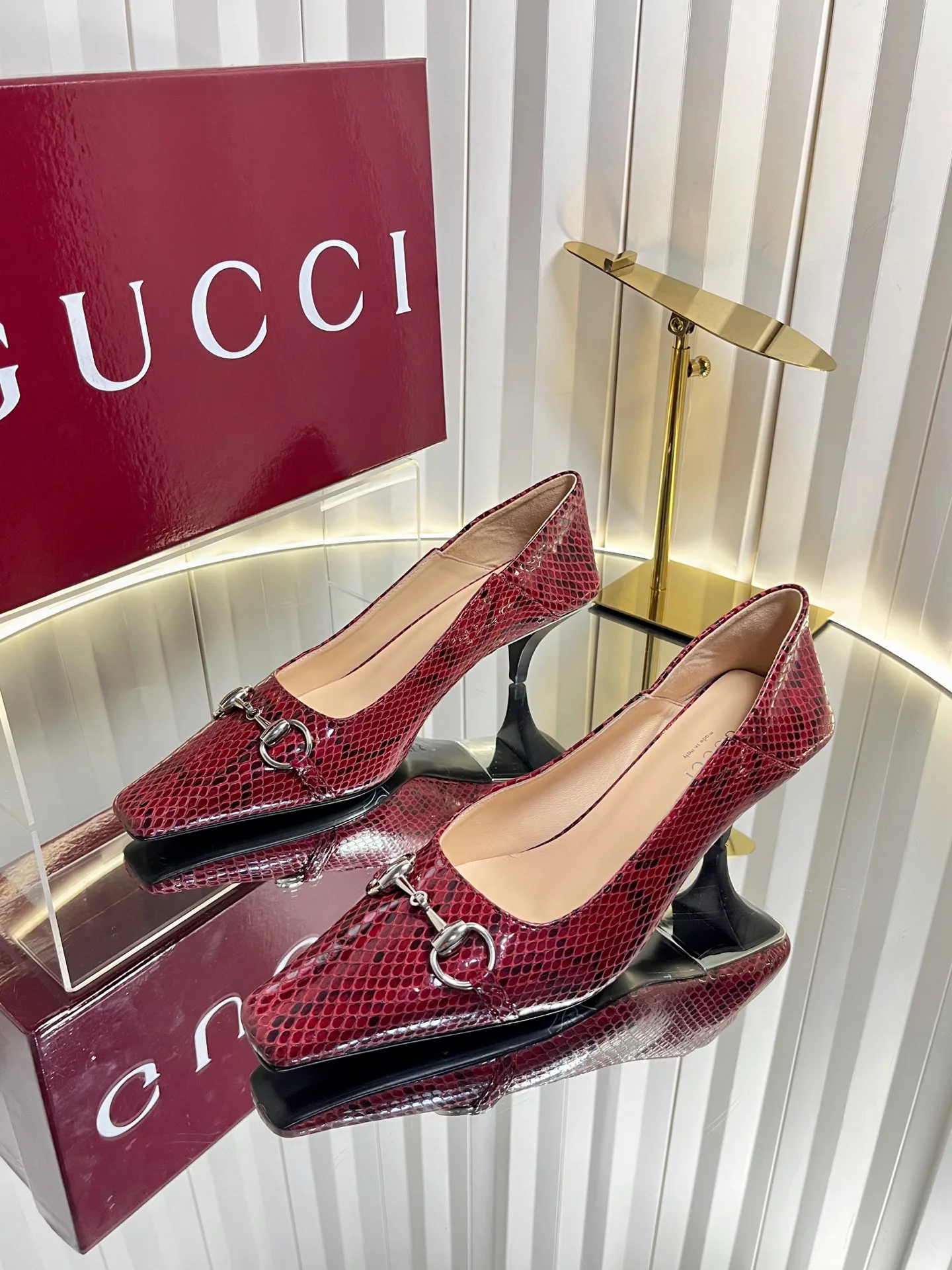 Туфли Женские Gucci 19484580