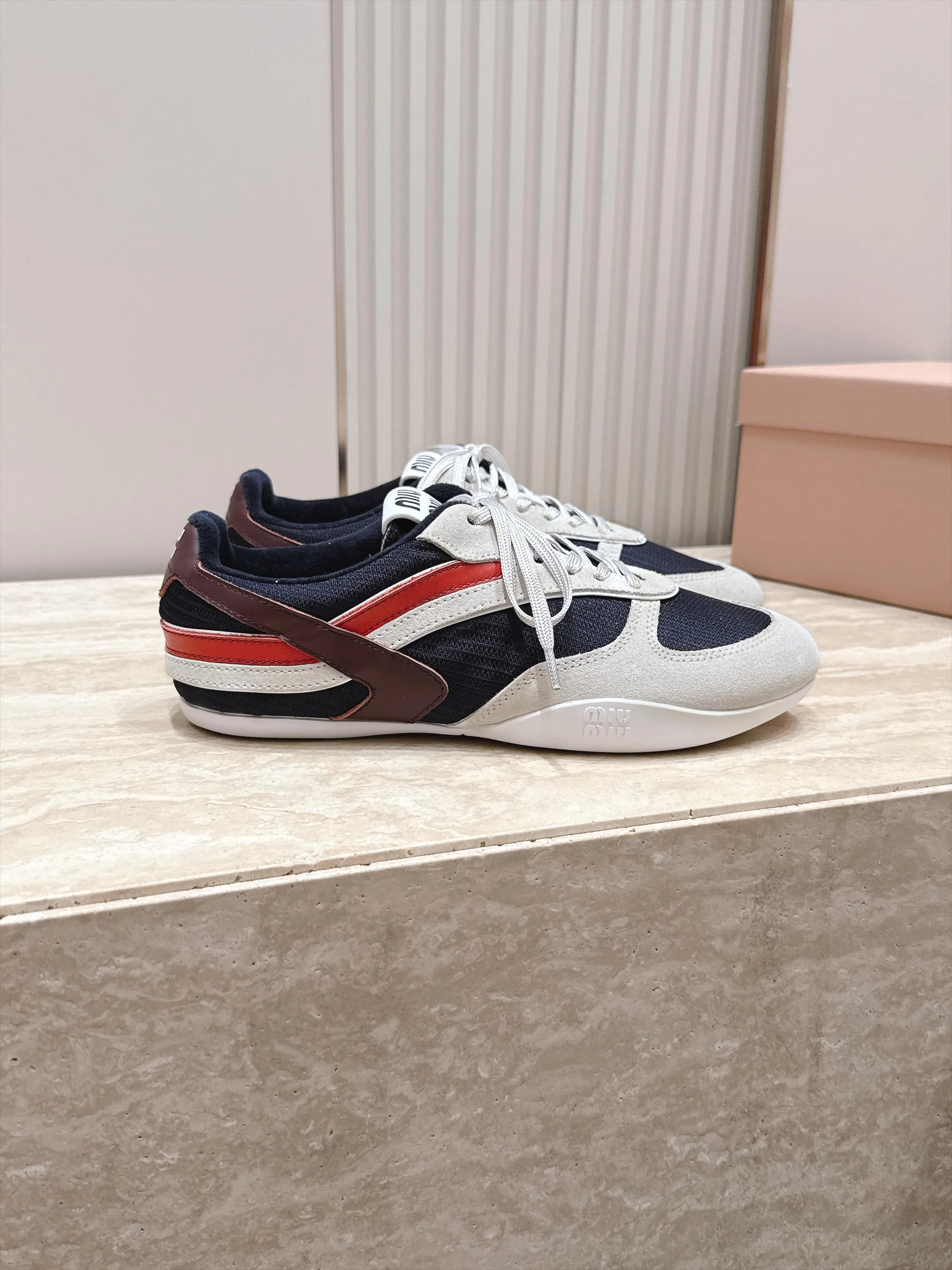 Кроссовки Женские Miu Miu 17963746