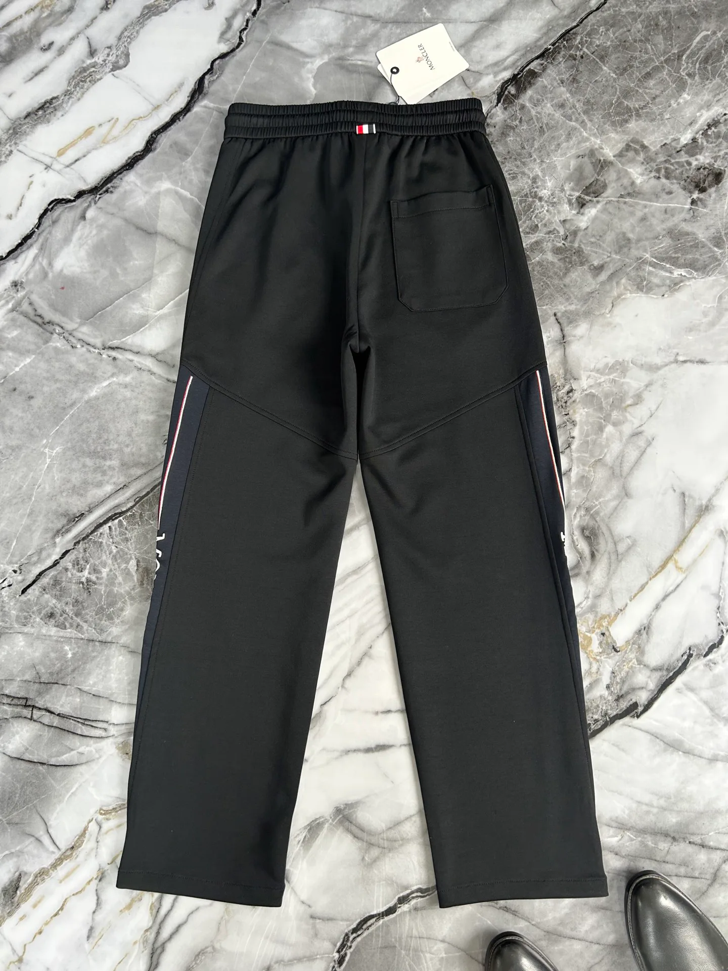 Брюки Мужские Moncler 17642137