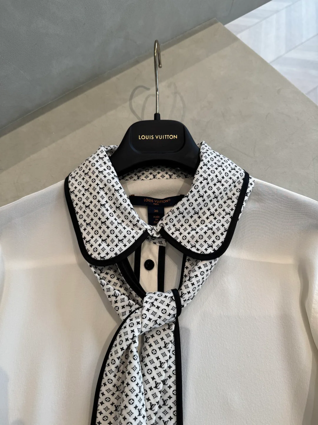 Рубашки Женские Louis Vuitton 12298573