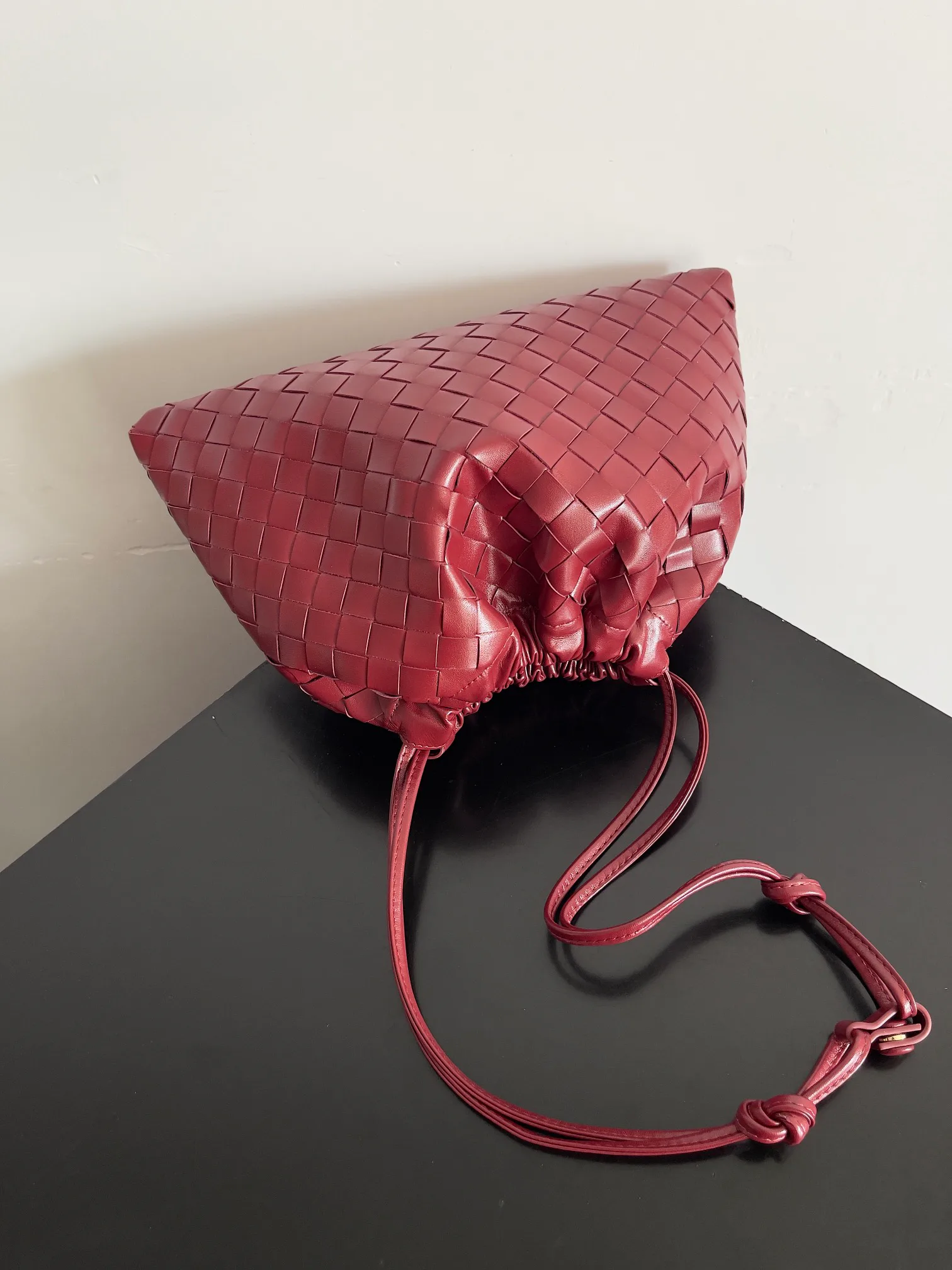 Сумки На Ремне Женские Bottega Veneta 11255481