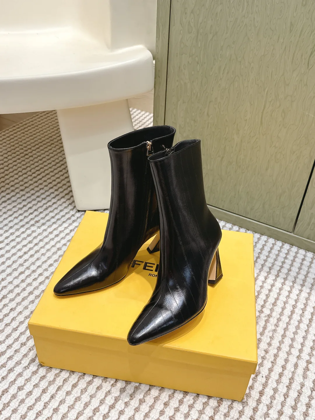 Ботильоны Женские Fendi 18153059