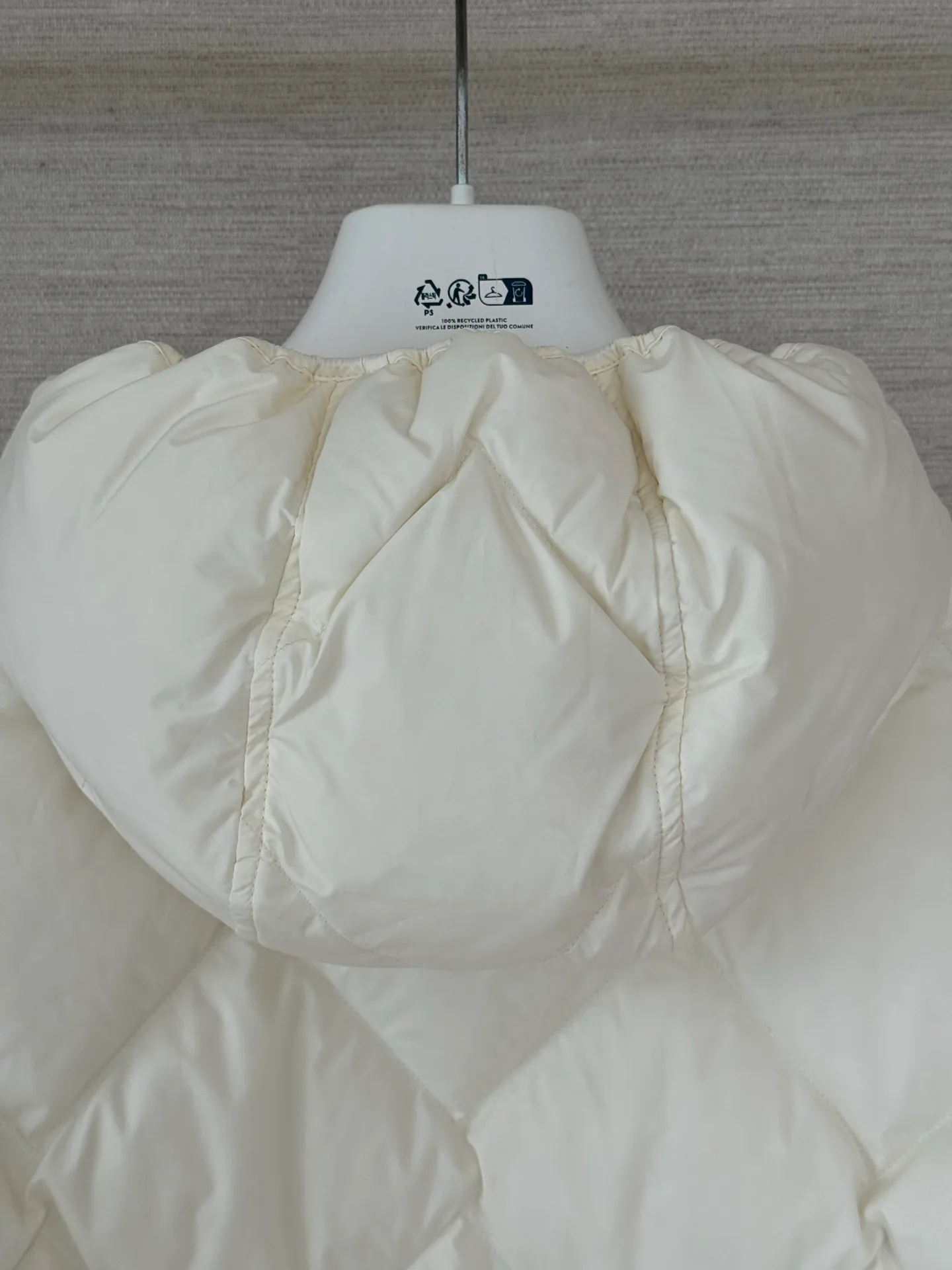 Куртки И Пуховики Женские Moncler 18603370