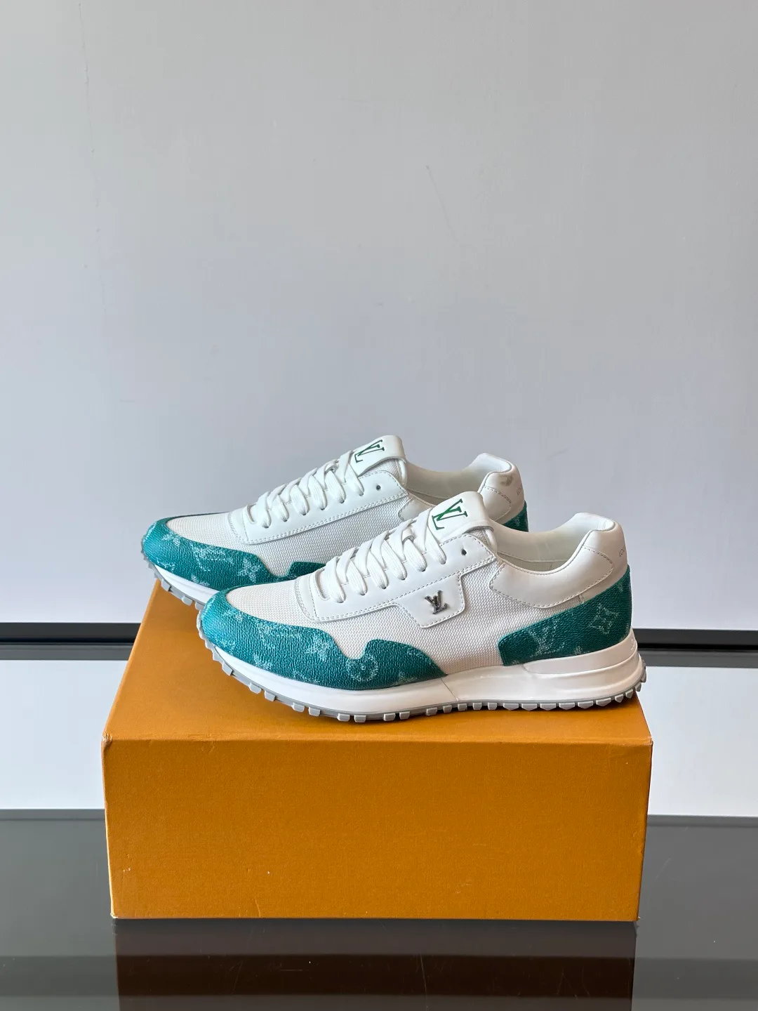 Кроссовки Мужские Louis Vuitton 1142161