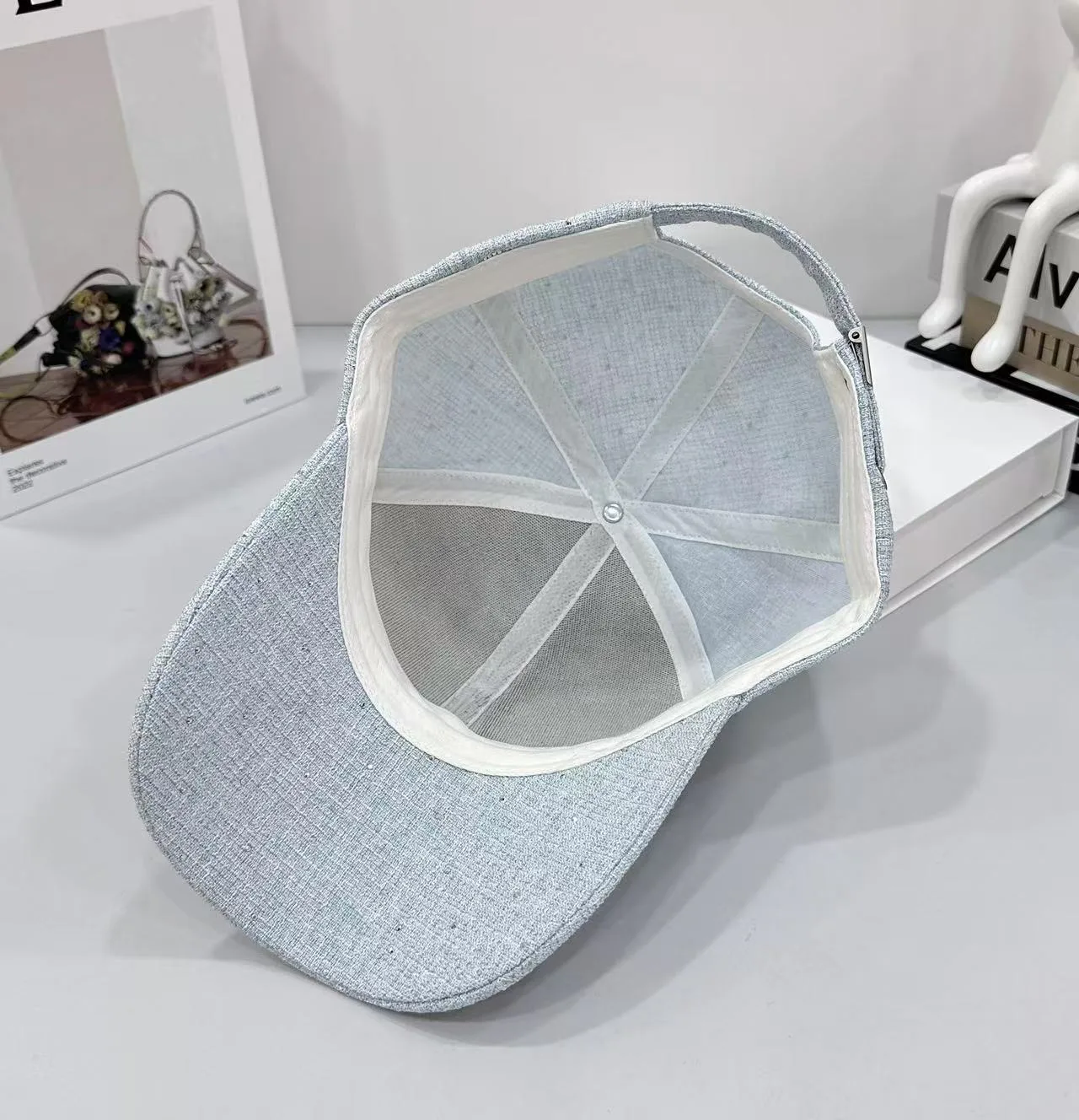 Головные Уборы Loewe 11526