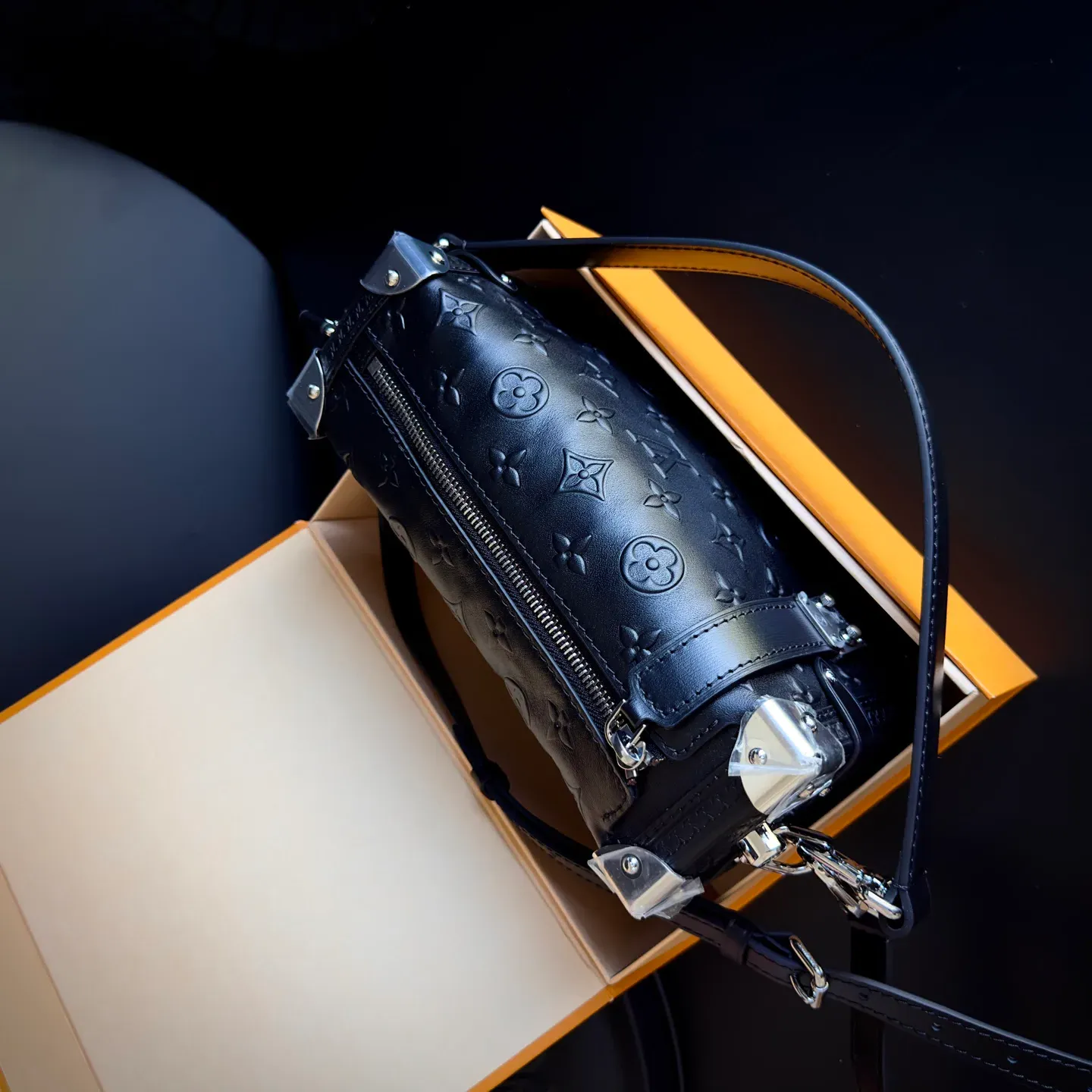 Сумки На Ремне Женские Louis Vuitton 57270