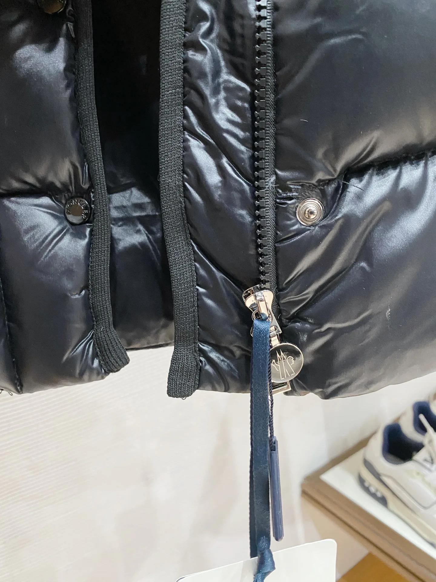 Куртки И Пуховики Женские Moncler 17896863