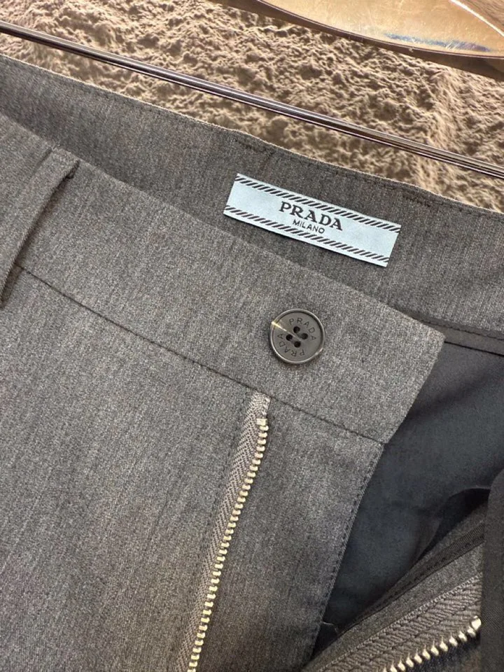 Брюки Мужские Prada 11899150