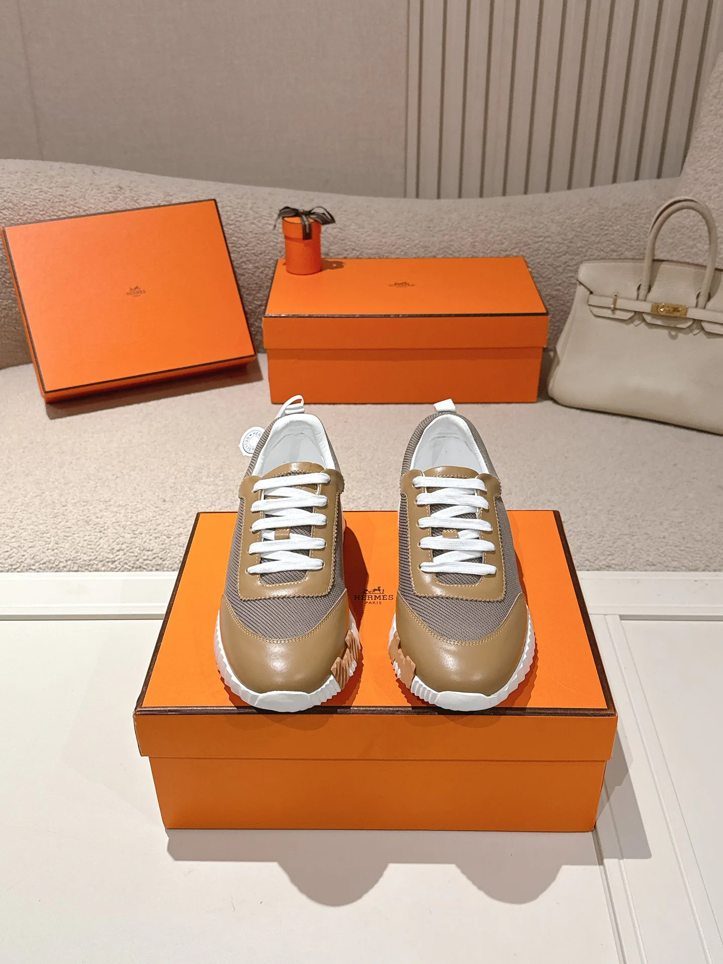 Кроссовки Женские Hermes 2380922