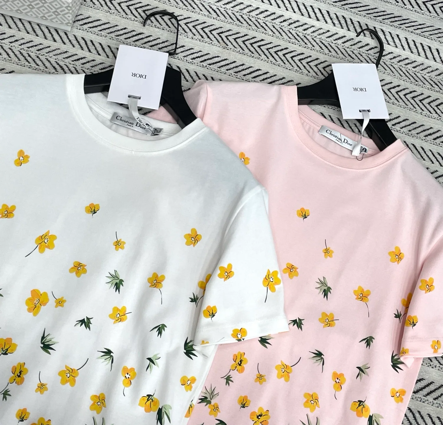 Футболки Женские Christian Dior 12351372