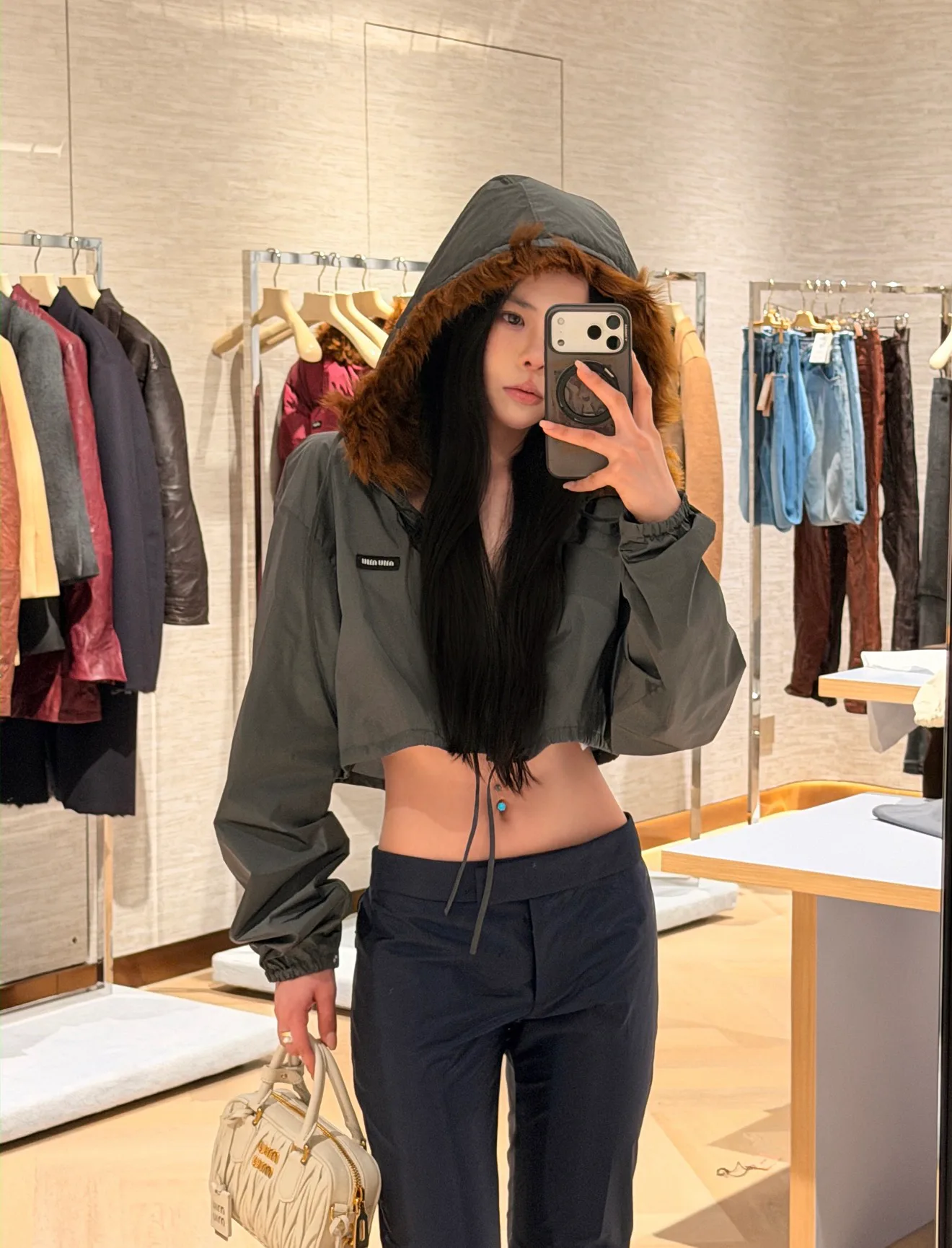 Куртки И Пуховики Женские Miu Miu 18112906