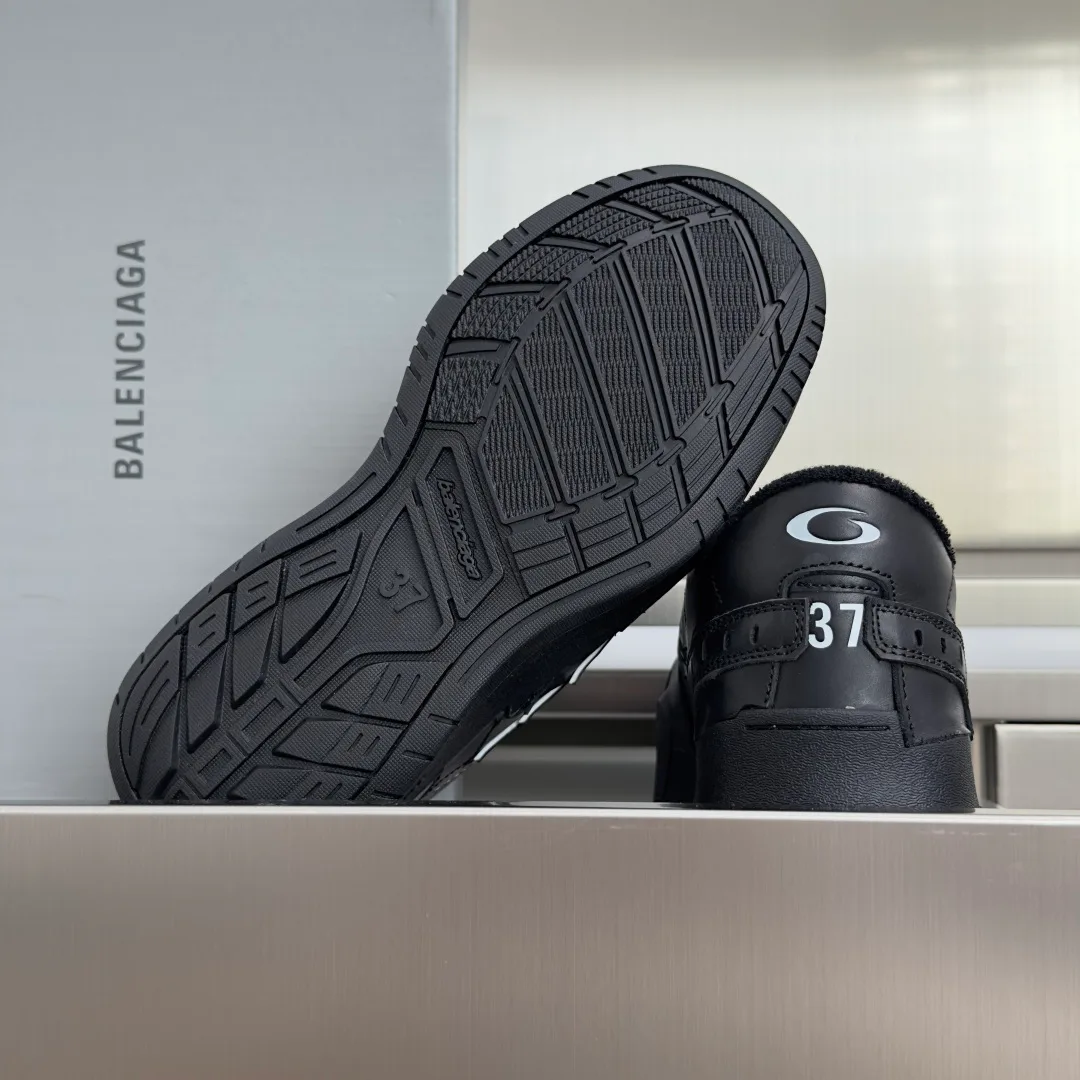 Кроссовки Женские Balenciaga 11226565