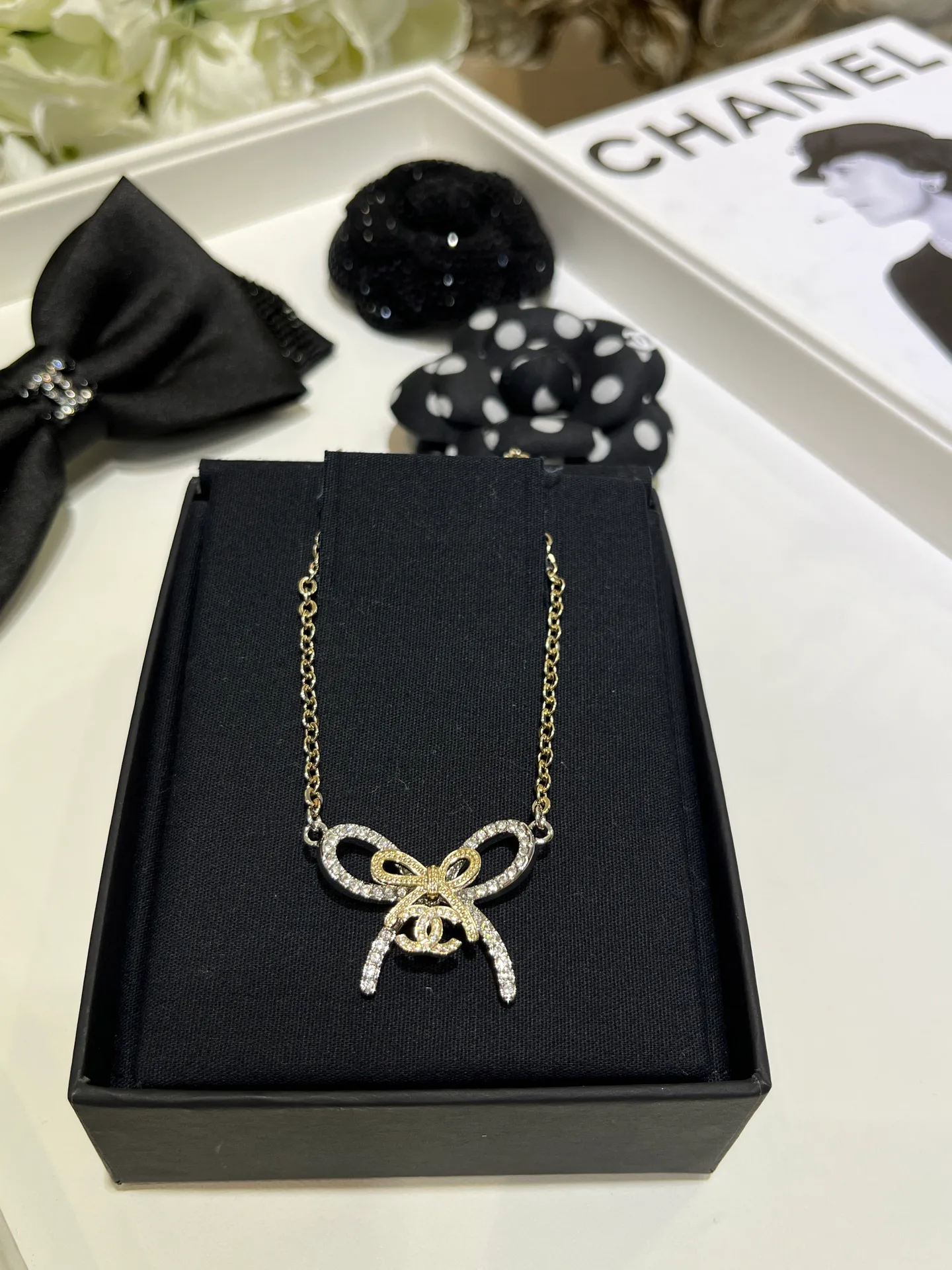 Бижутерия Chanel 260456