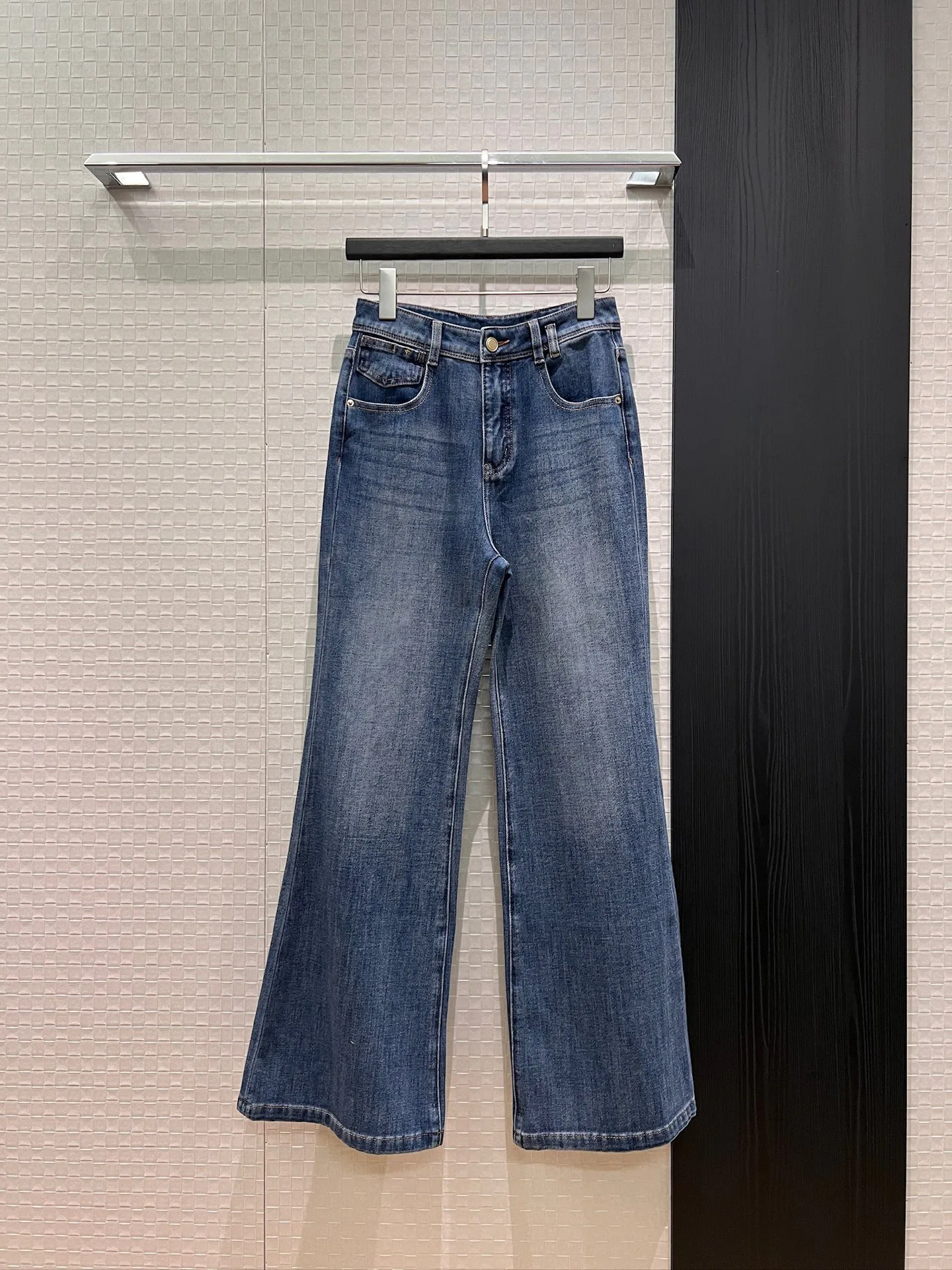 Джинсы Женские Chanel 13285426