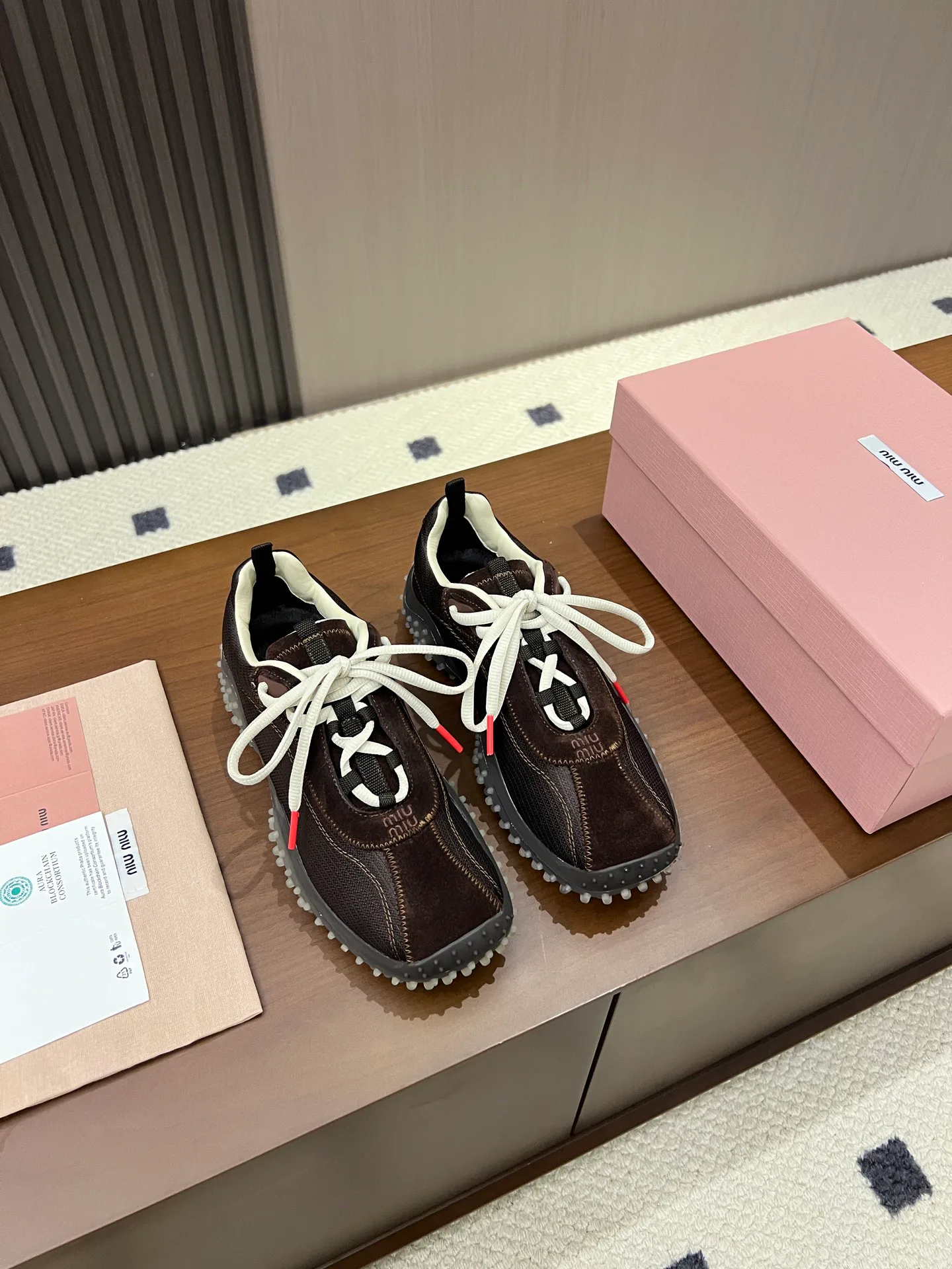 Кроссовки Женские Miu Miu 17968607