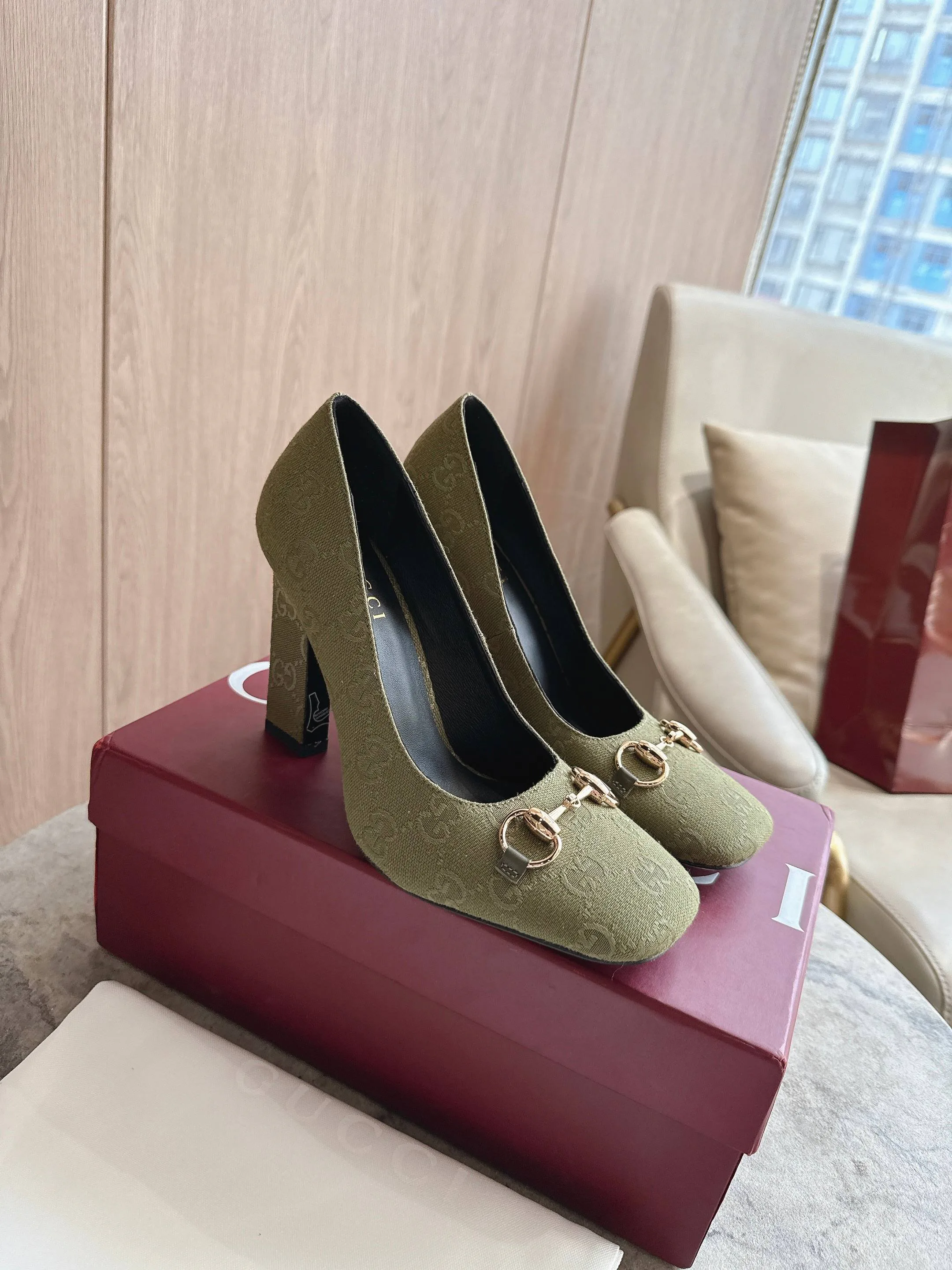 Туфли Женские Gucci 11554326