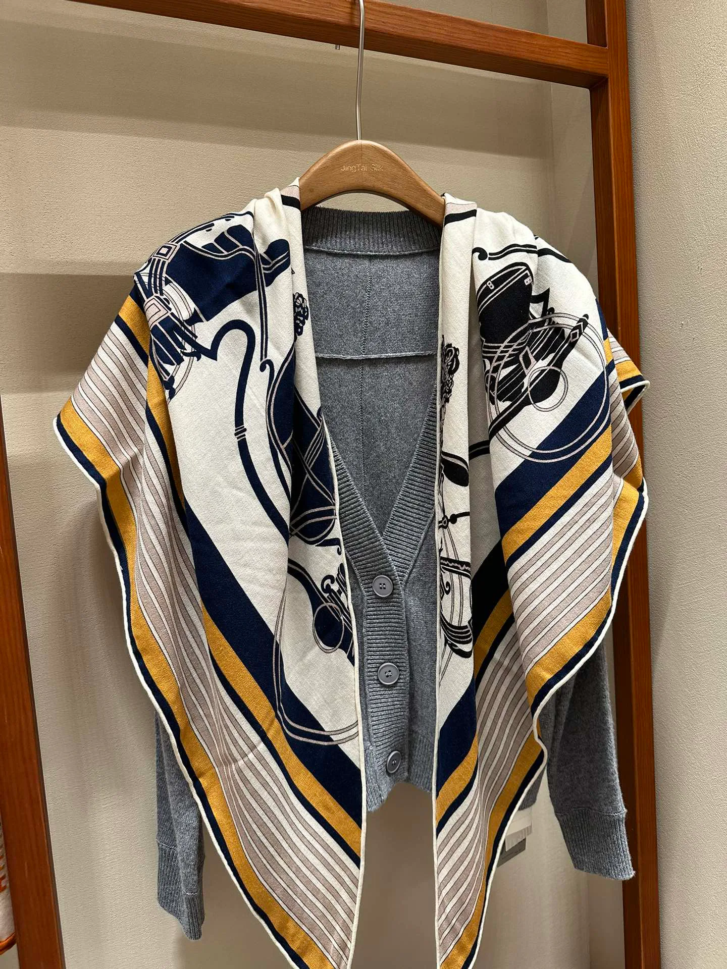 Платки Hermes 12644839