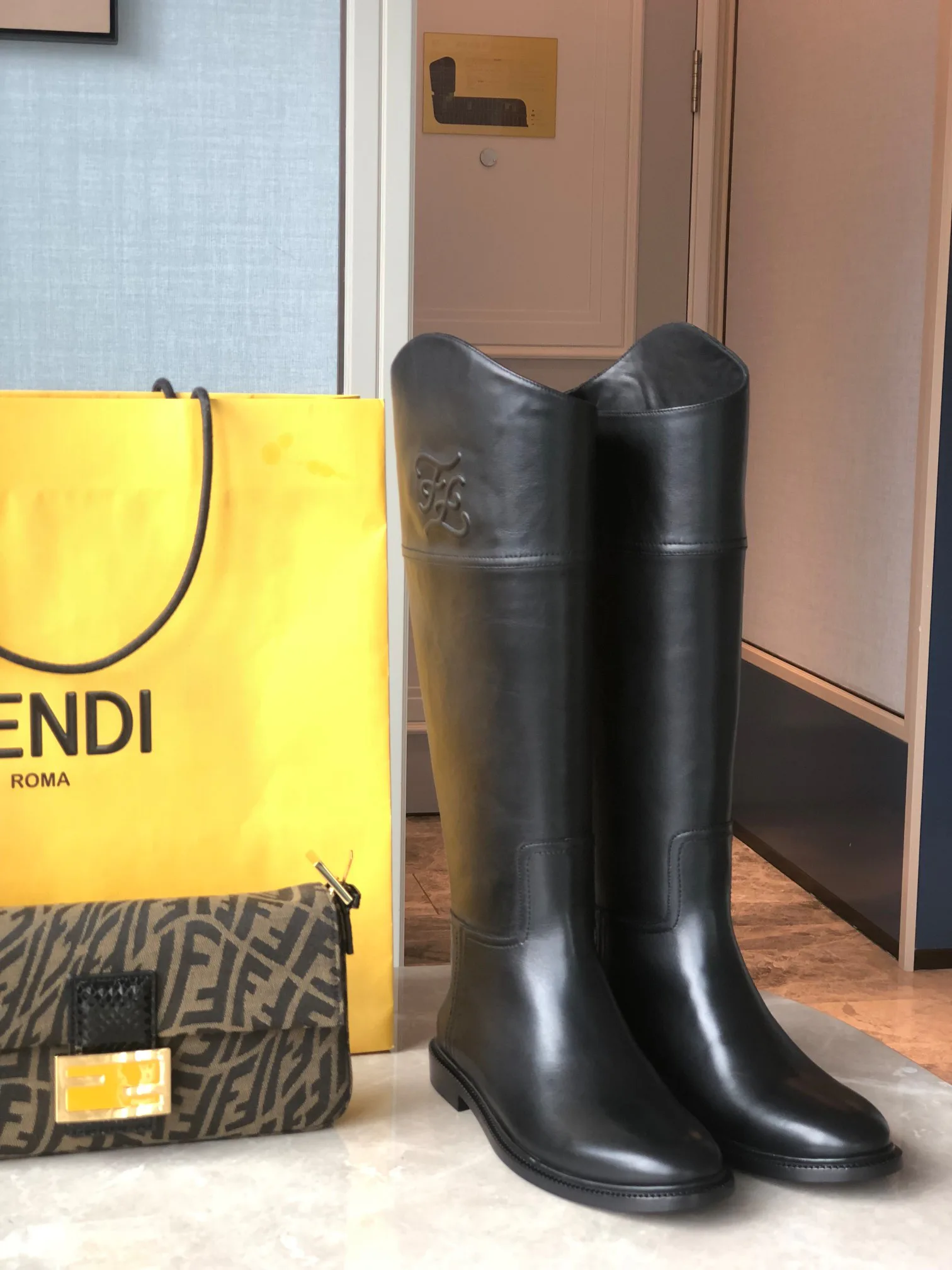 Сапоги Женские Fendi 1352895