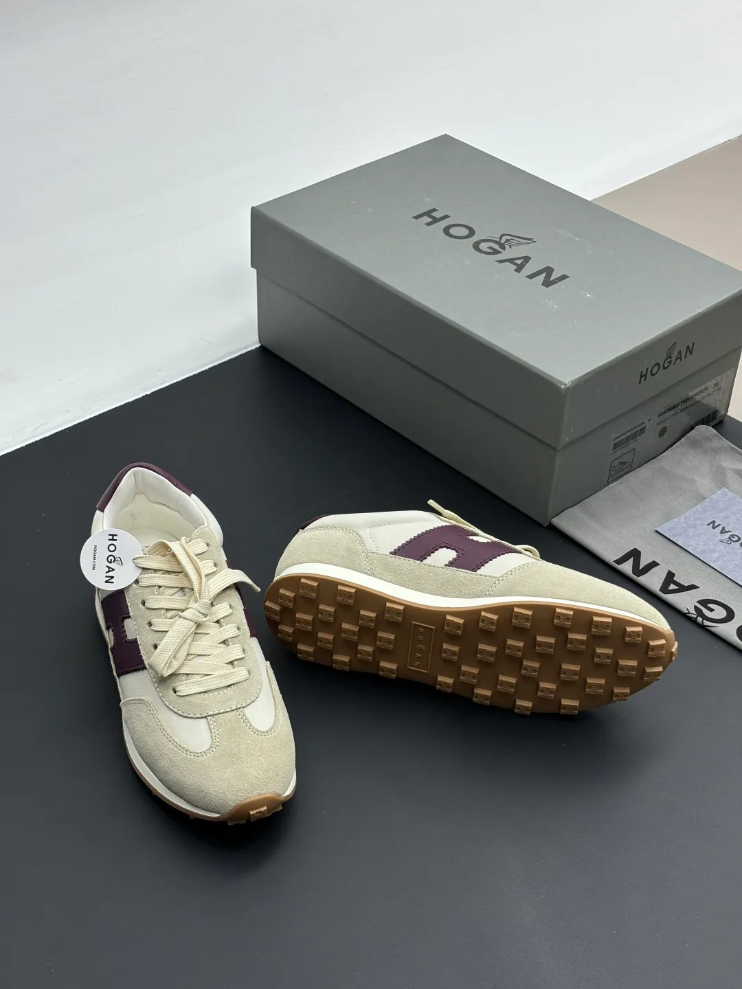 Кроссовки Женские Hogan 18732058
