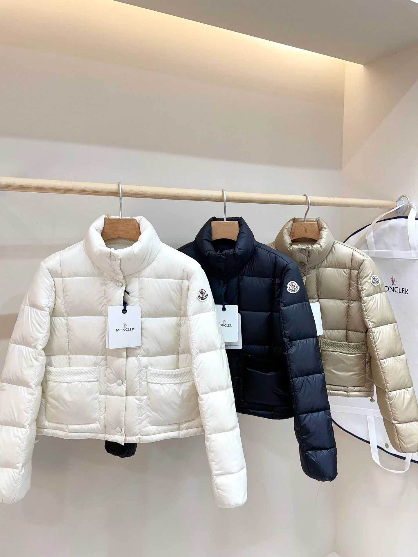 Куртки И Пуховики Женские Moncler 443813