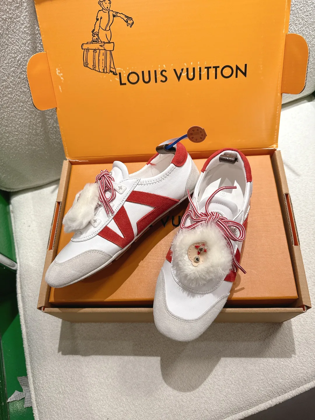 Кроссовки Женские Louis Vuitton 1452078