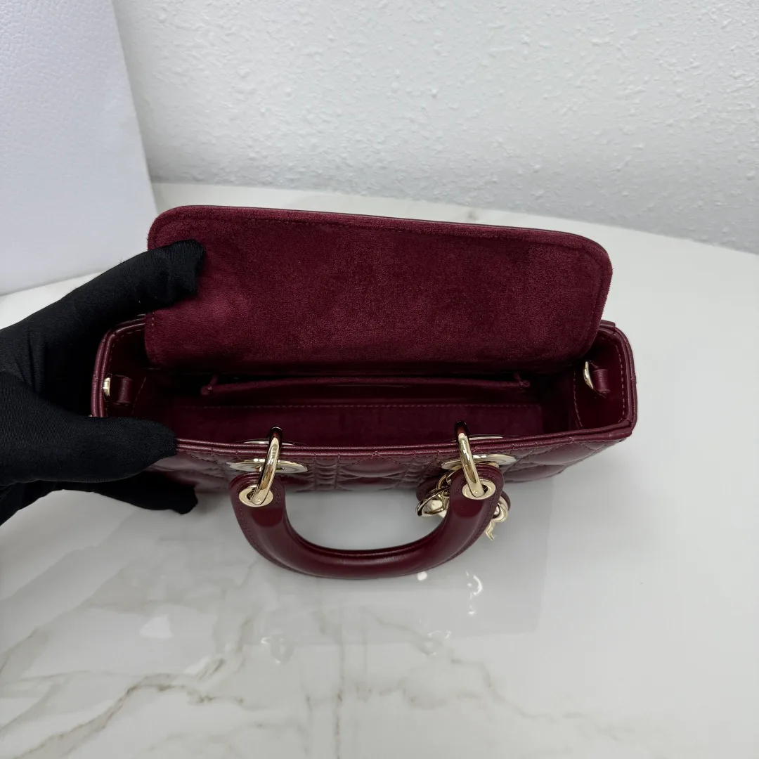 Классические Сумки Женские Christian Dior 17601426