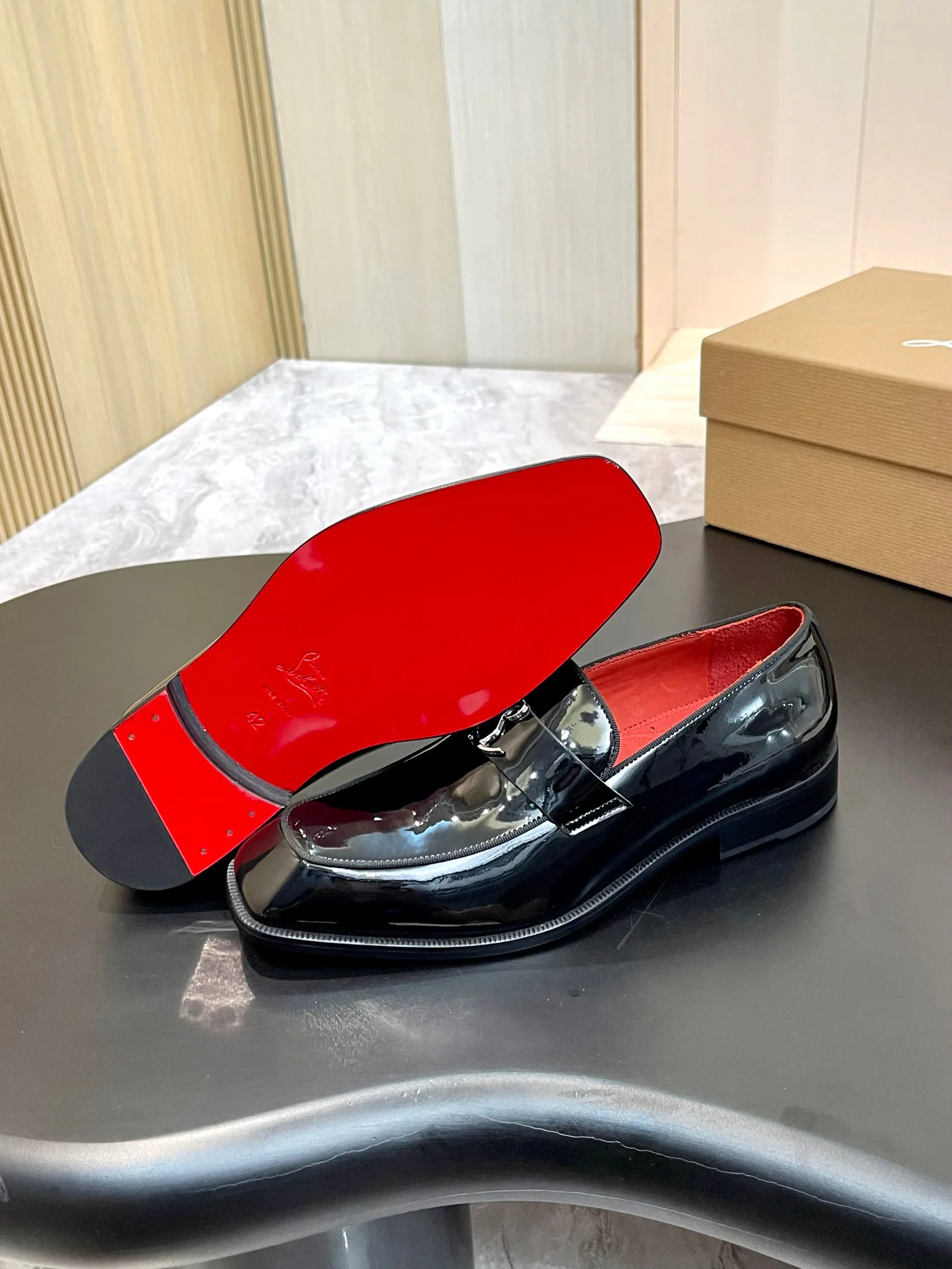 Лоферы И Туфли Мужские Christian Louboutin 18119110