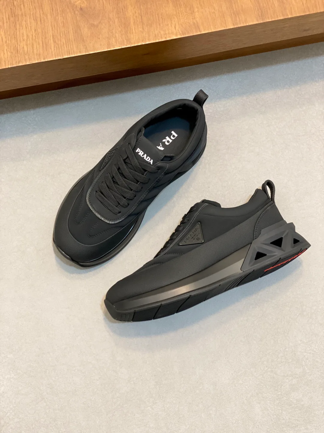 Кроссовки Мужские Prada 1885462