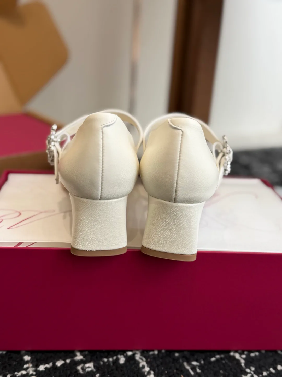 Туфли Женские Roger Vivier 18138846