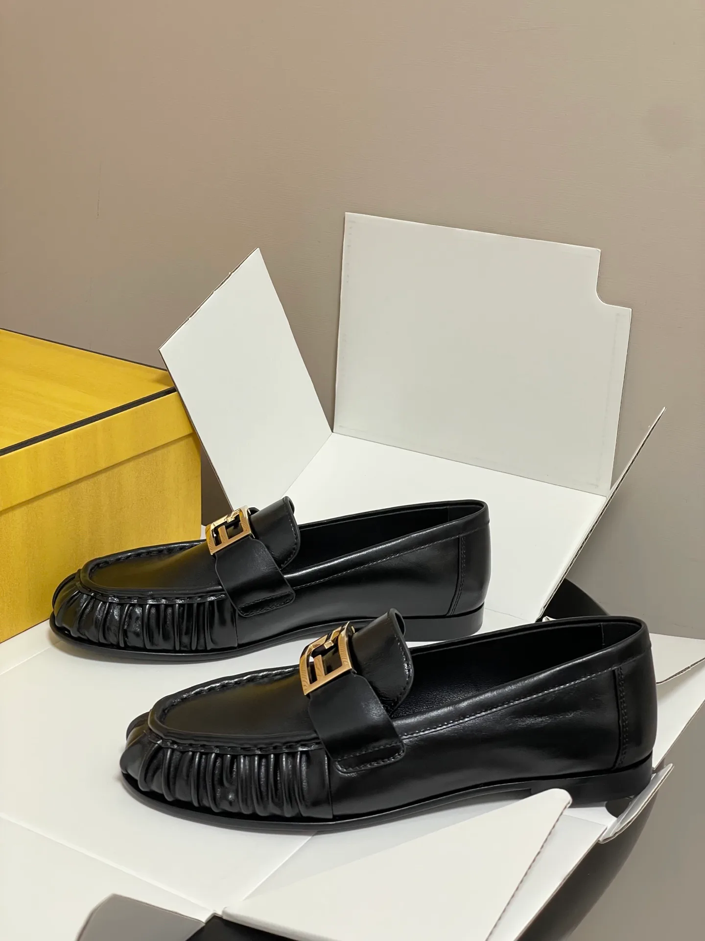 Лоферы И Мокасины Женские Fendi 11409886
