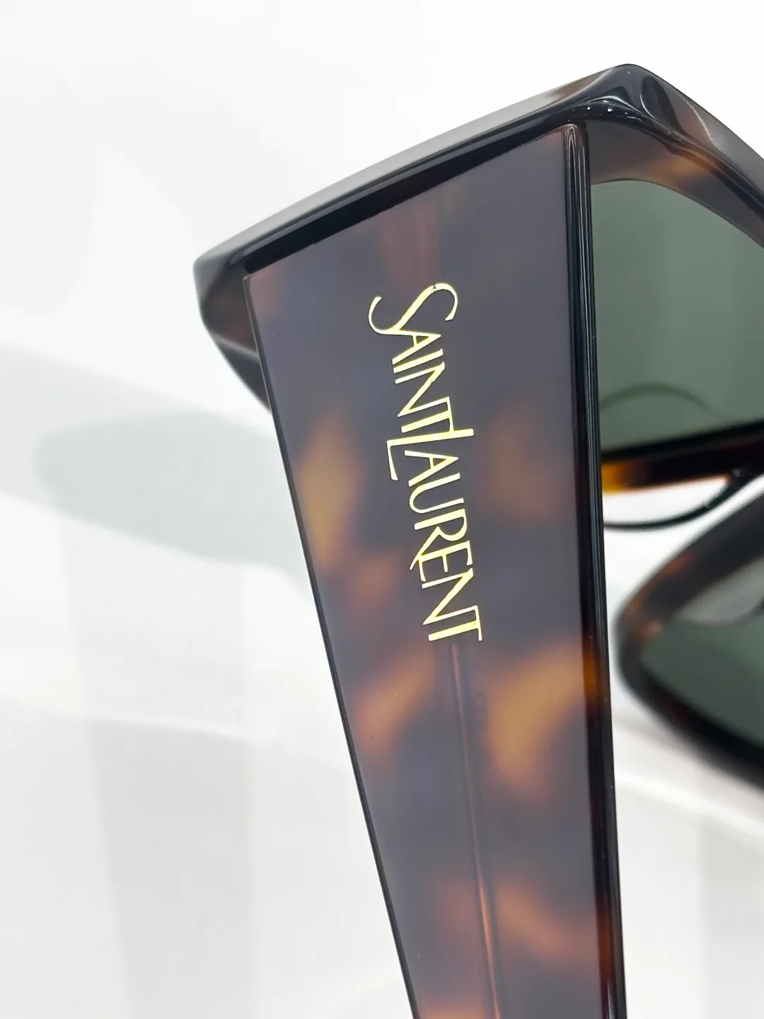 Очки Saint Laurent 304223