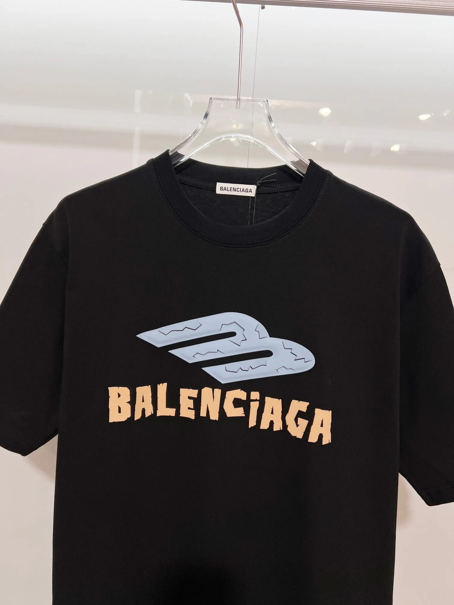 Футболки Женские Balenciaga 1236866