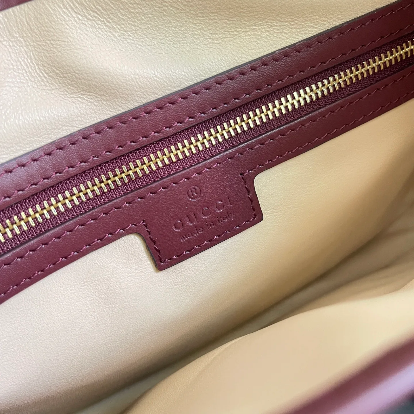 Классические Сумки Женские Gucci 13558909