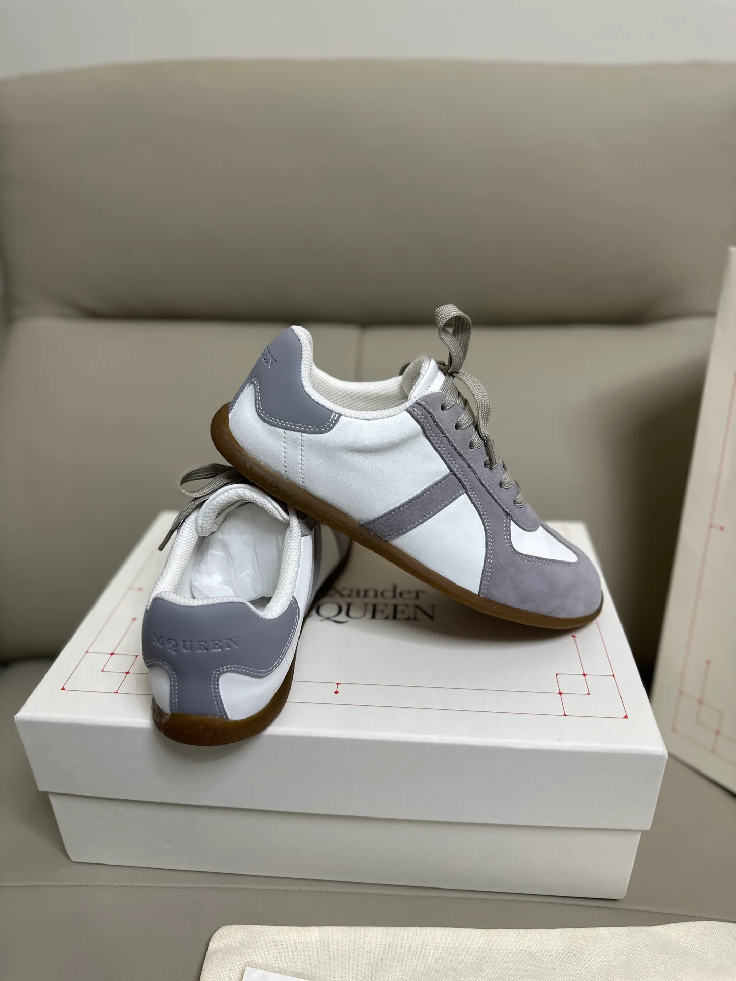 Кроссовки Женские Alexander Mcqueen 1848564