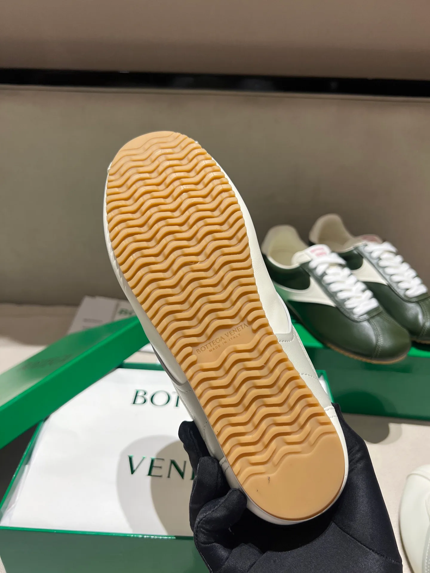 Кроссовки Женские Bottega Veneta 18020582