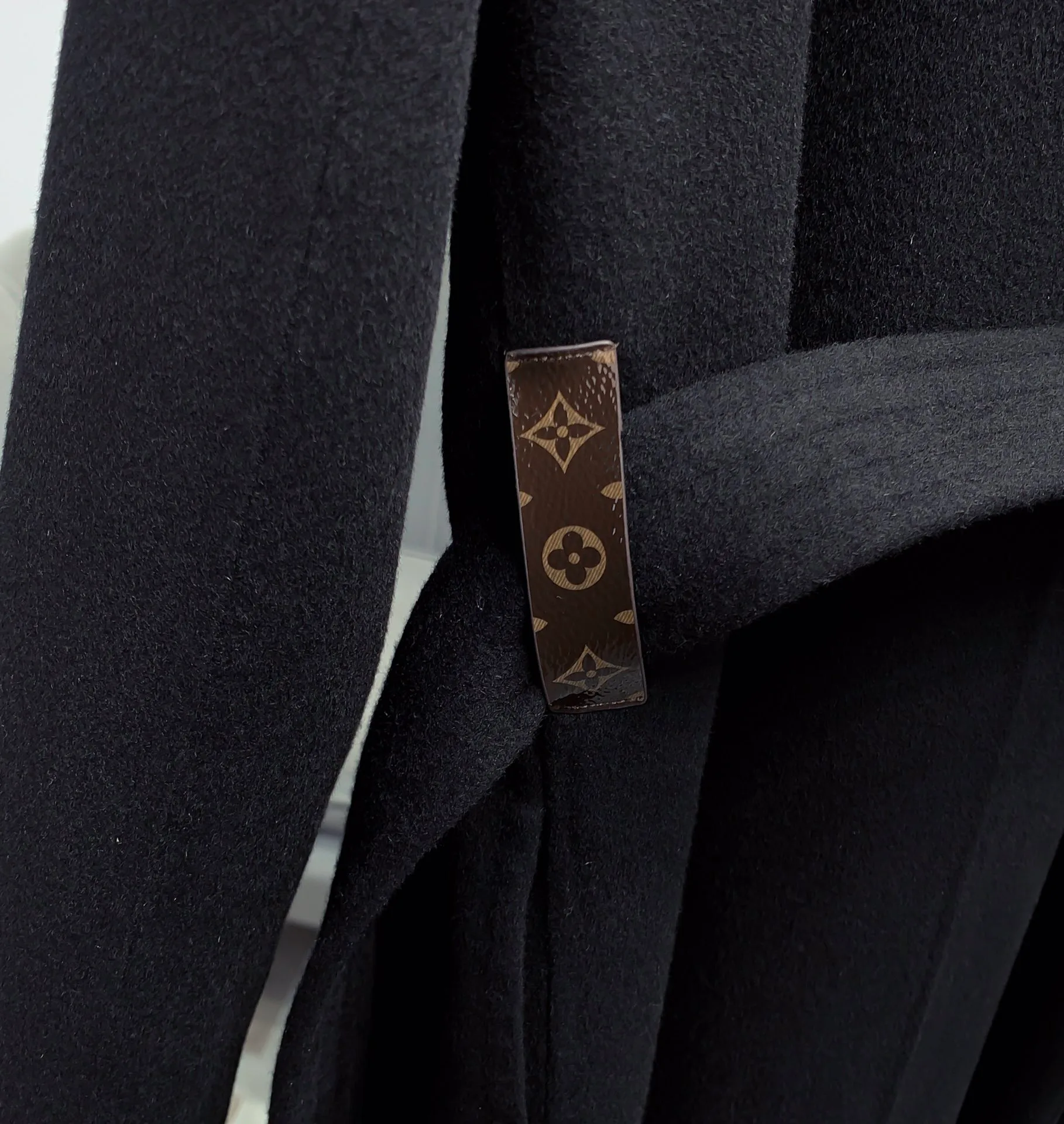 Пальто Женские Louis Vuitton 18982161