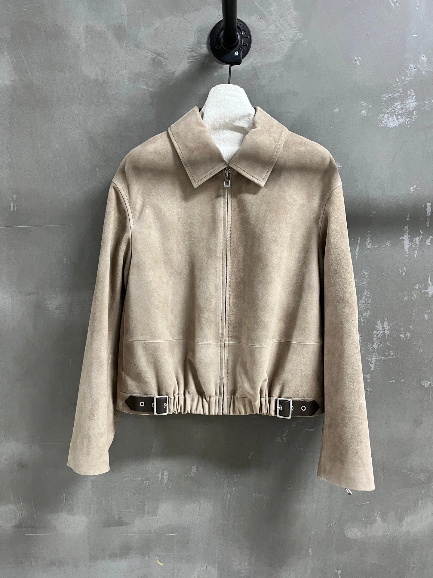 Кожаные Куртки И Дублёнки Женские Loewe 10783263