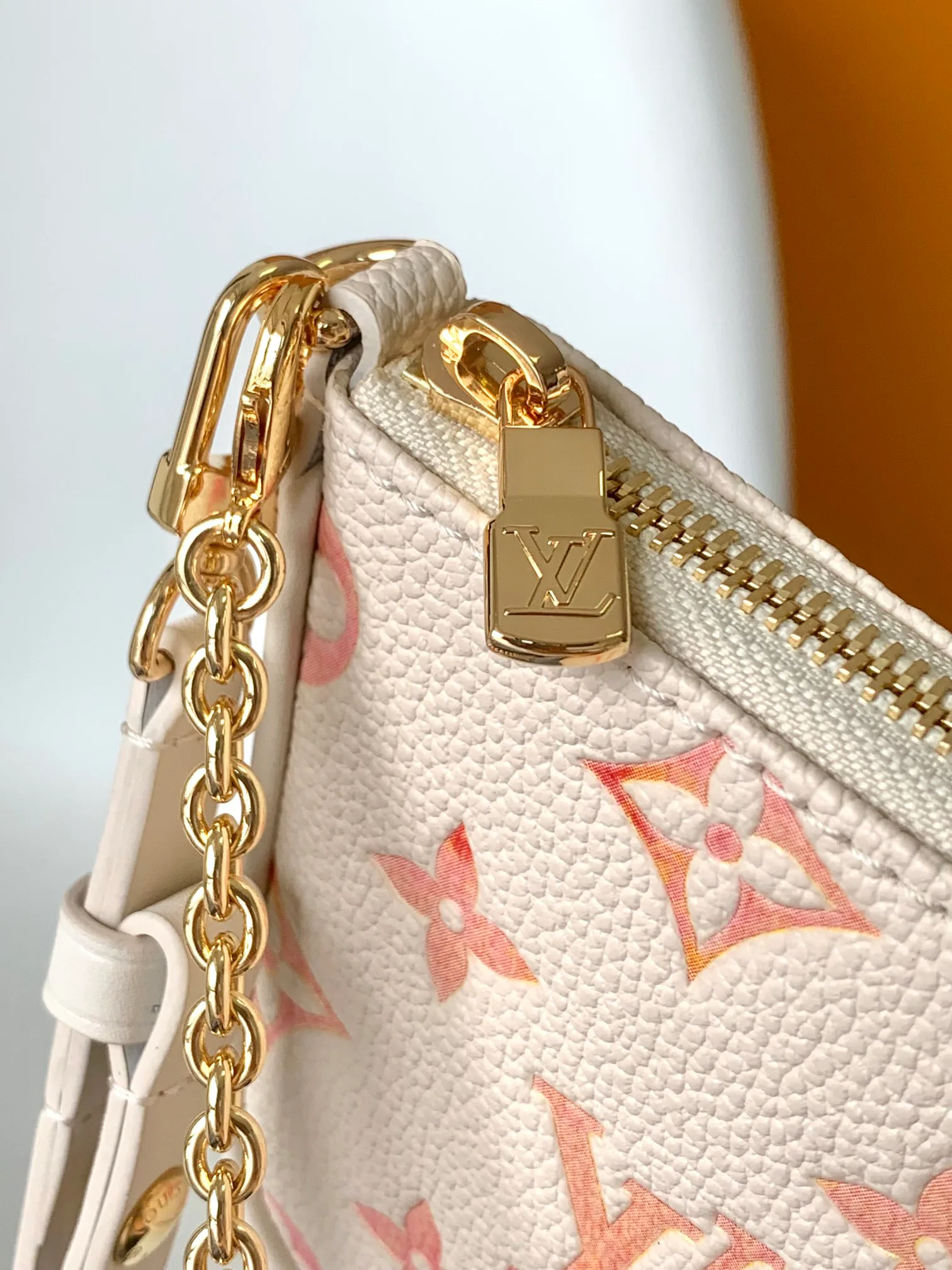 Сумки На Ремне Женские Louis Vuitton 702792