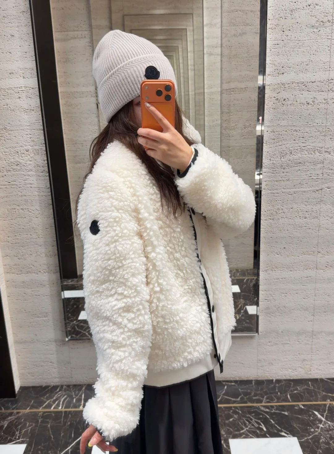 Куртки И Пуховики Женские Moncler 18934442