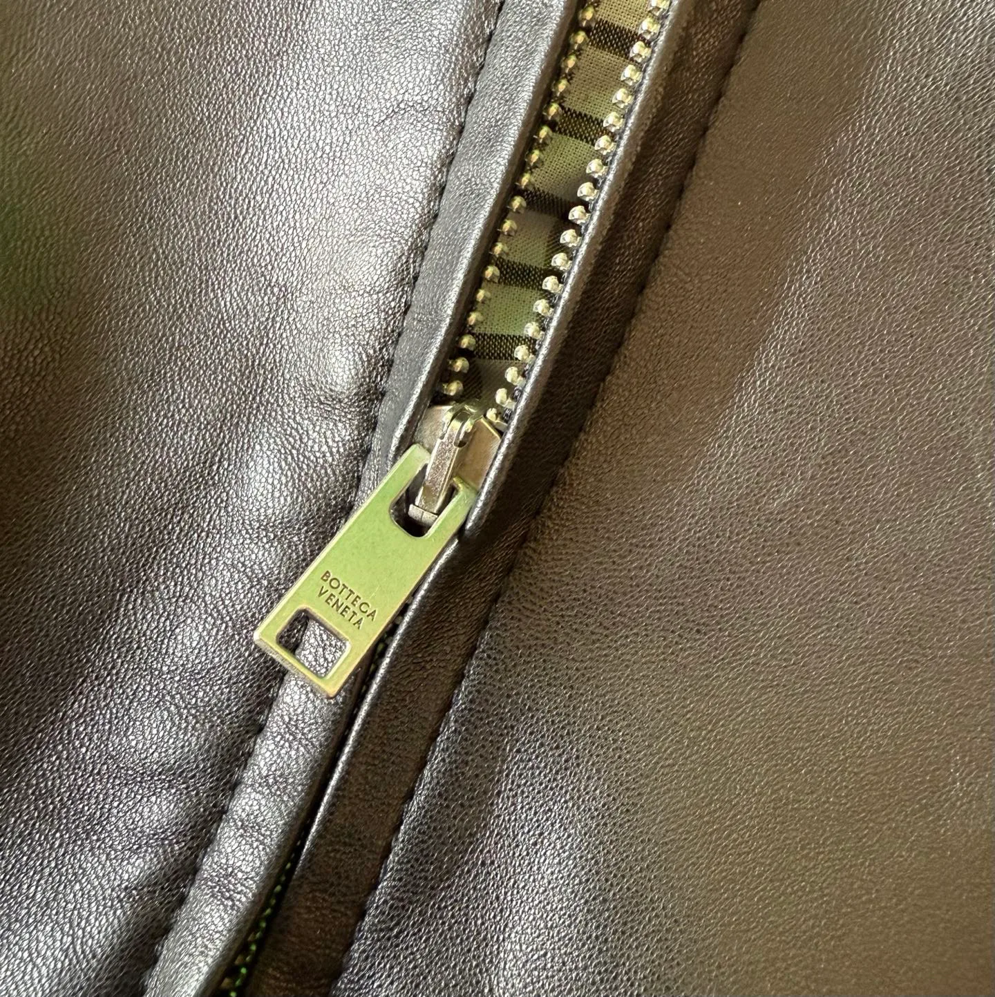 Кожаные Куртки И Дублёнки Женские Bottega Veneta 2260956