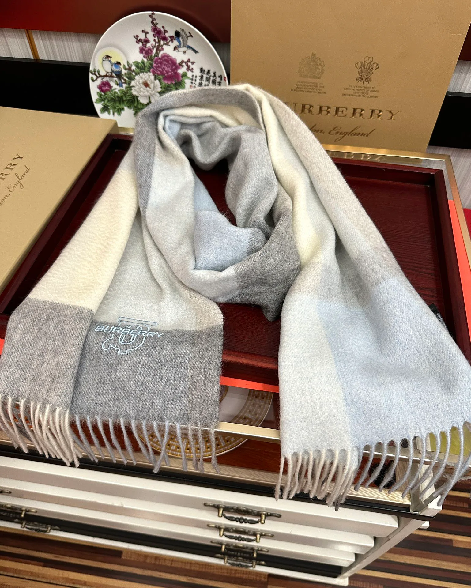 Шарфы Burberry 4516108